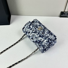 香奈儿 Chanel CF亮片链条包经典CF系列,金属链条+双CLog0奢华感满满!亮片在光线下超闪耀, 香奈儿 Chanel CF亮片链条包经典CF系列,金属链条+双CLog0奢华感满满!亮片在光线下超闪耀,