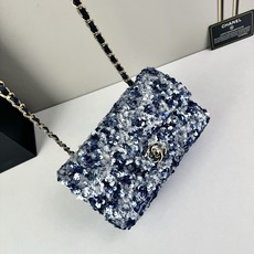 香奈儿 Chanel CF亮片链条包经典CF系列,金属链条+双CLog0奢华感满满!亮片在光线下超闪耀, 香奈儿 Chanel CF亮片链条包经典CF系列,金属链条+双CLog0奢华感满满!亮片在光线下超闪耀,