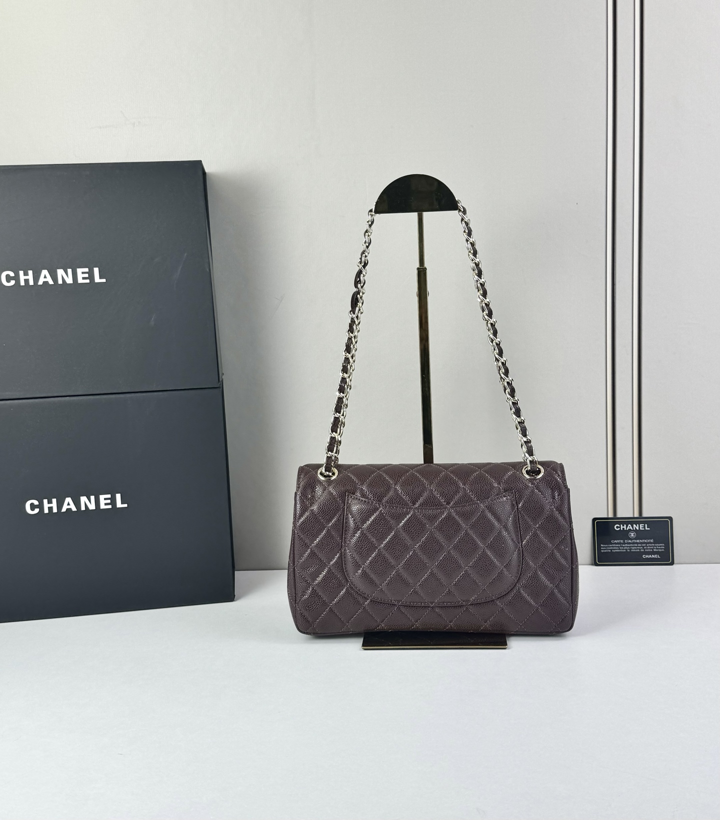 CHANEL Classic 25CF 鱼子酱浅 金扣经典简约大气 优雅永不过时 小牛皮细颗粒鱼子酱外观
