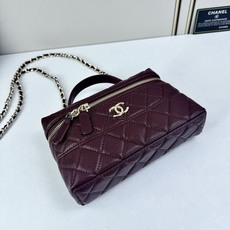 Chanel 25C 早春LP盒子手提包👜新元素设计的一款链条⛓️手提包链条🉑️拆卸手腕顶部保留经典小双 Chanel 25C 早春LP盒子手提包👜新元素设计的一款链条⛓️手提包链条🉑️拆卸手腕顶部保留经典小双