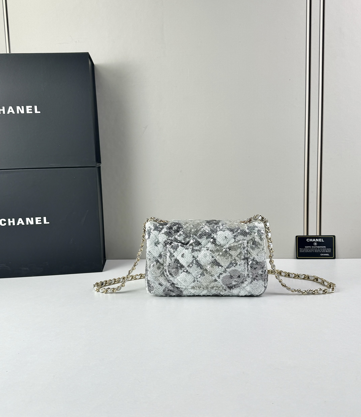 香奈儿CHANEL亮片CF链条包百搭经典 精致的一只真的超级无敌巨可爱仙气满满 小姐姐日常必入款款号:1