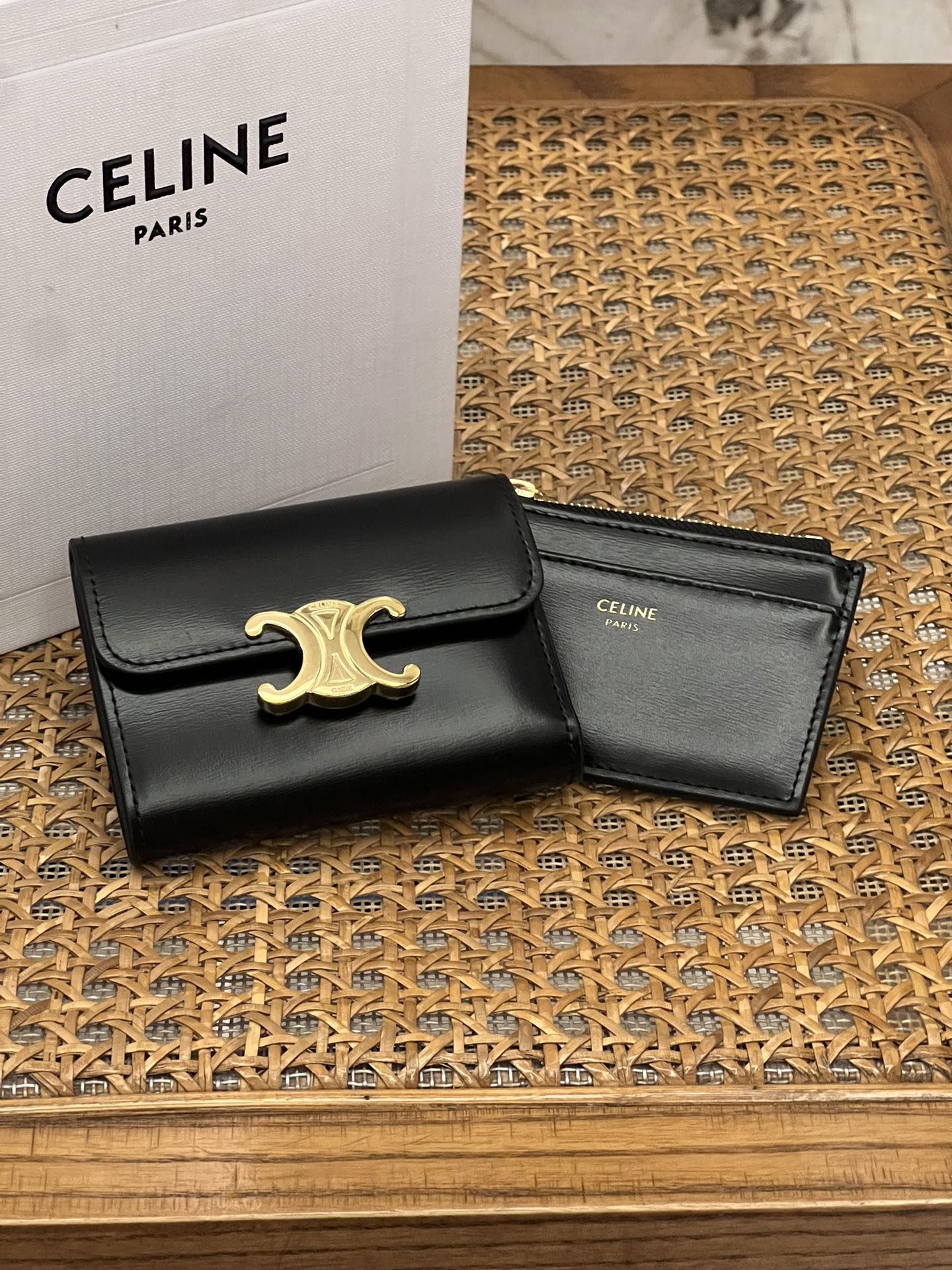 [Celine Wallets]4 credit card slots and 1 banknote pocket 1 removable zipper