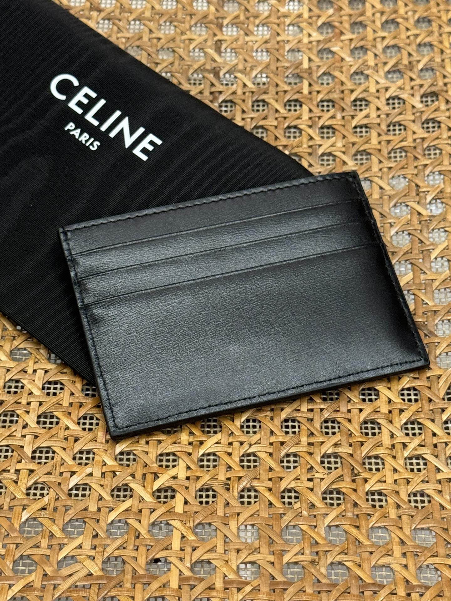 [Celine Wallets]TRIOMPHE shiny cow leather card bagcowhideLining: cow le