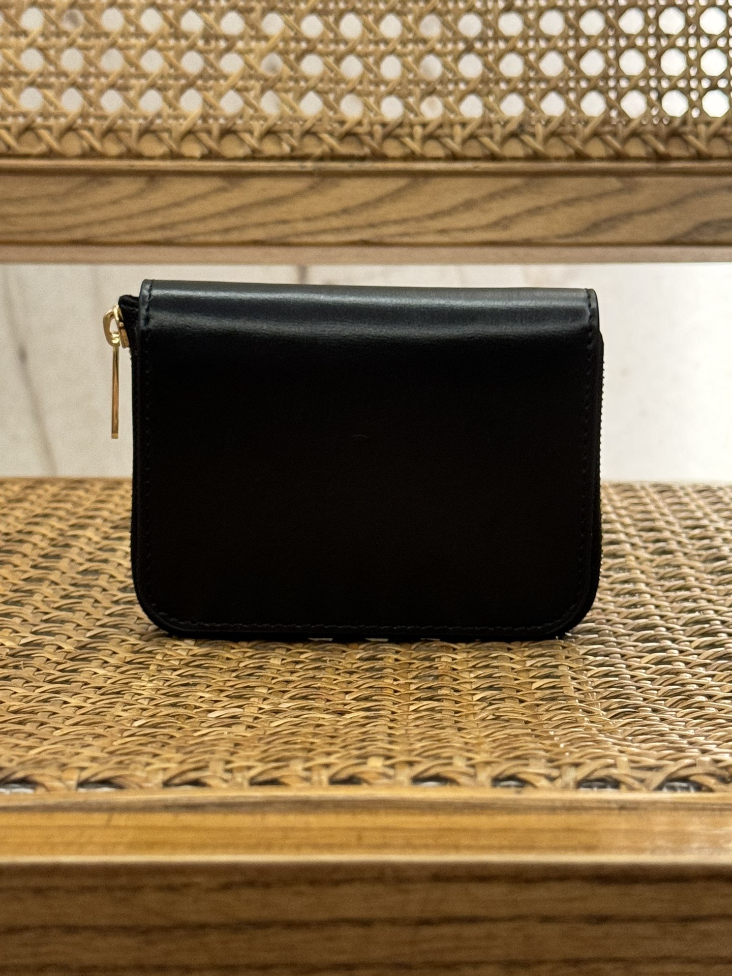 [Celine Wallets]TRIOMPHE Smooth cow leather short zipper walletcowhide Zip