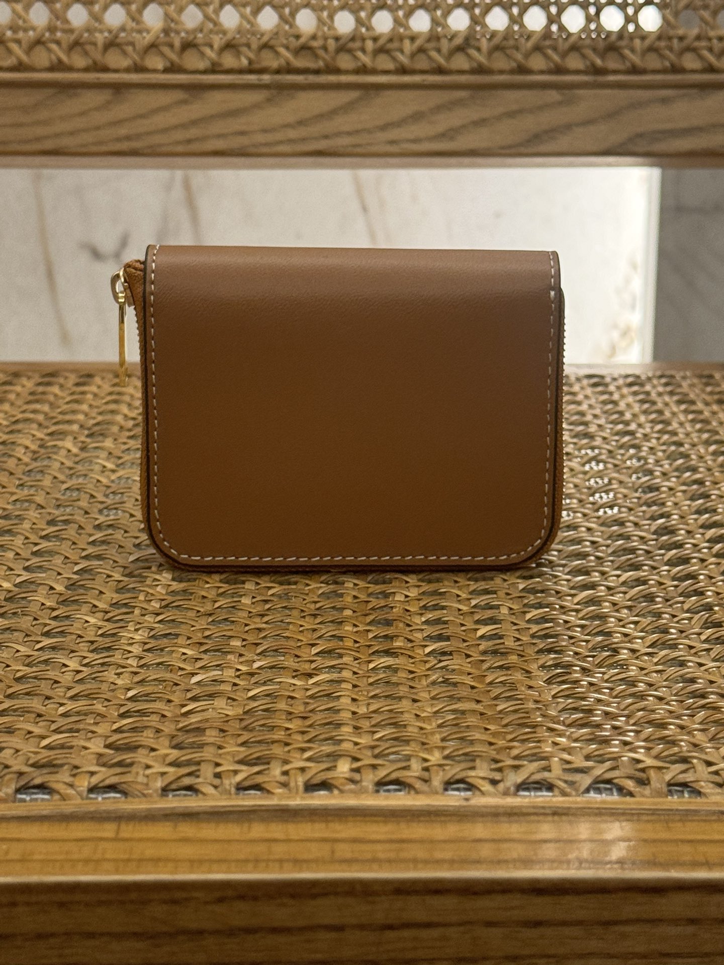[Celine Wallets]TRIOMPHE Smooth cow leather short zipper walletcowhide Zip