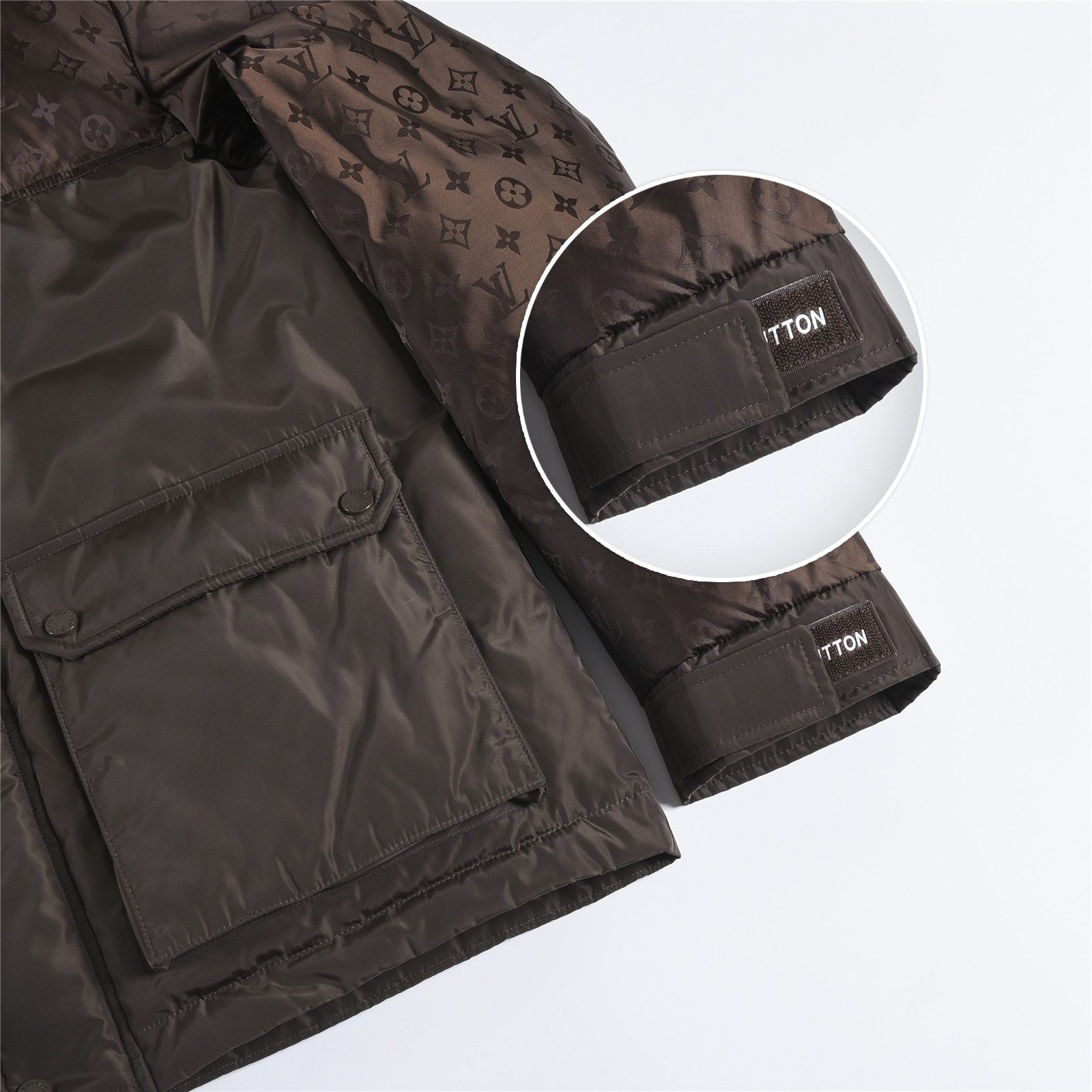 #正品级：𝐋𝐨𝐮𝐢𝐬 𝐕𝐮𝐢𝐭𝐭𝐨𝐧｜路易威登 双拼印老花𝐋𝐨𝐠𝐨 工装多功能口袋连帽【可卸帽】轻奢时尚