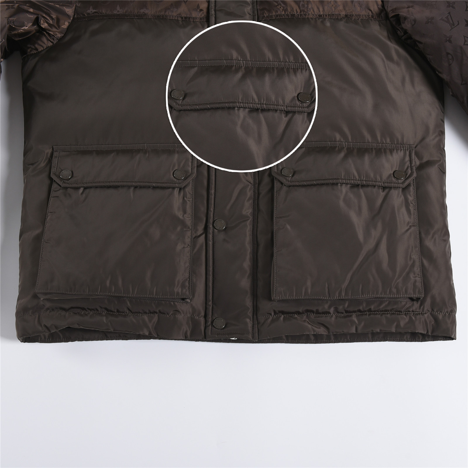 #正品级：𝐋𝐨𝐮𝐢𝐬 𝐕𝐮𝐢𝐭𝐭𝐨𝐧｜路易威登 双拼印老花𝐋𝐨𝐠𝐨 工装多功能口袋连帽【可卸帽】轻奢时尚