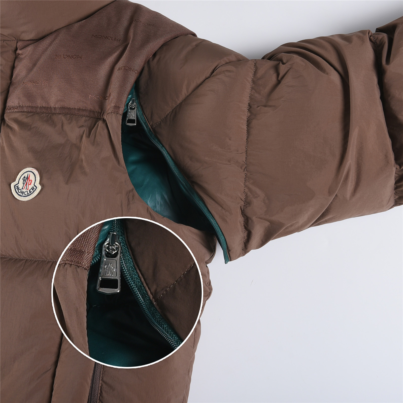 Moncler Verone Chaqueta Acolchada Reversible con Mangas Desmontables para Hombre 6 a1757754568744 3317