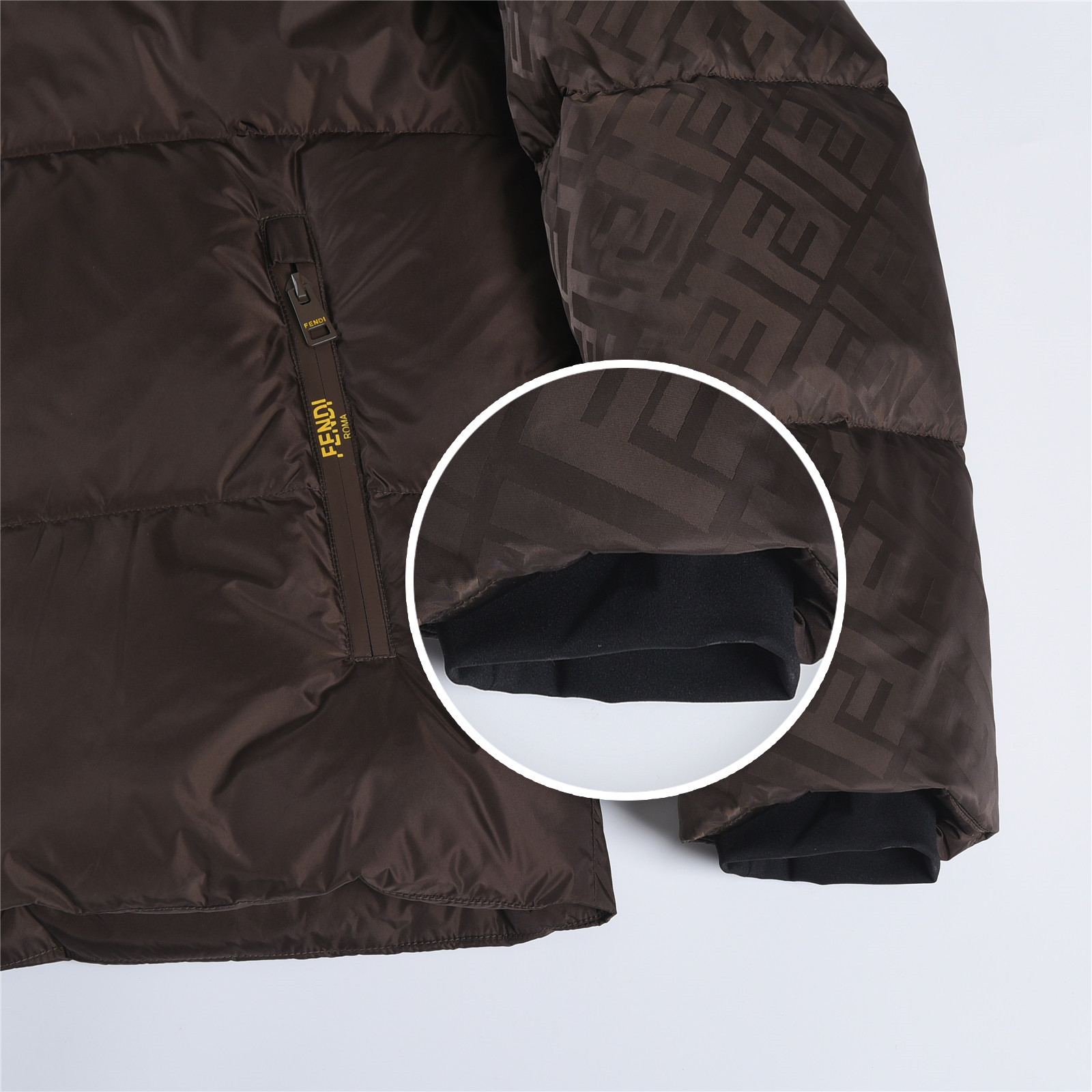 #正品级:FENDI FW25 秋冬新品双拼工艺特殊logo布艺休闲轻奢连帽羽绒服男女款#F05# 𝗦𝗶