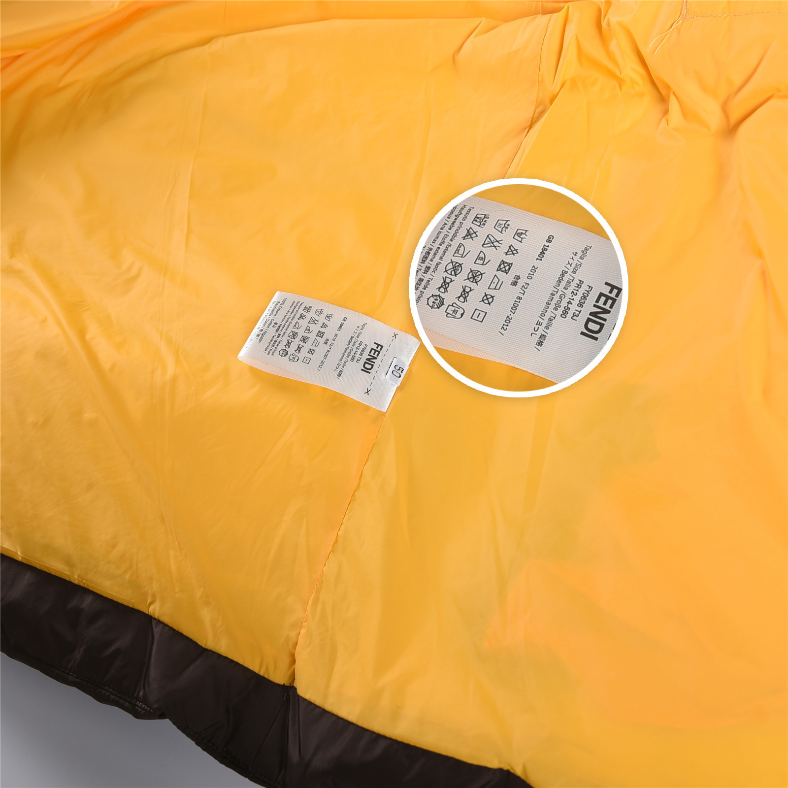 #正品级:FENDI FW25 秋冬新品双拼工艺特殊logo布艺休闲轻奢连帽羽绒服男女款#F05# 𝗦𝗶