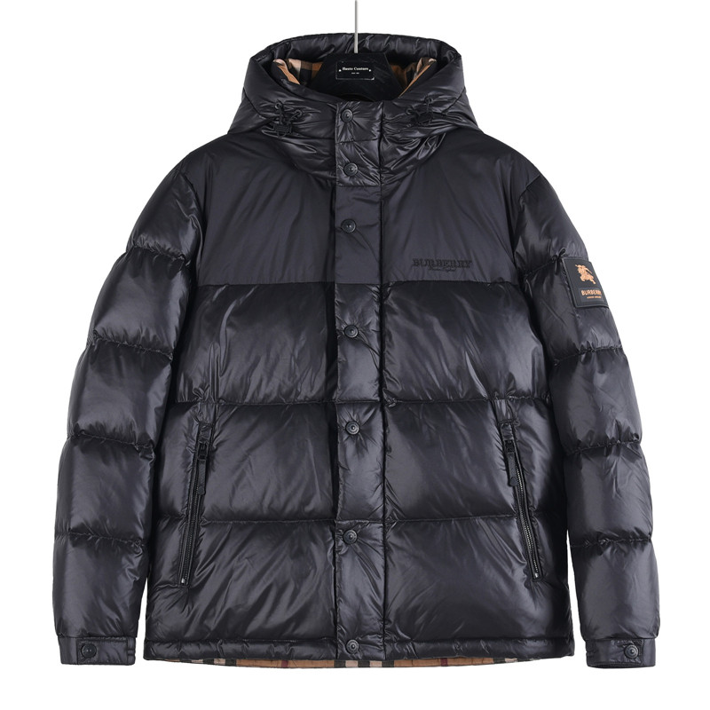 #正品级：𝗕𝘂𝗿𝗯𝗲𝗿𝗿𝘆博柏利 /巴宝莉 秋冬新品经典双拼字母徽章时尚连帽羽绒服男女款#B05# 𝗦𝗶