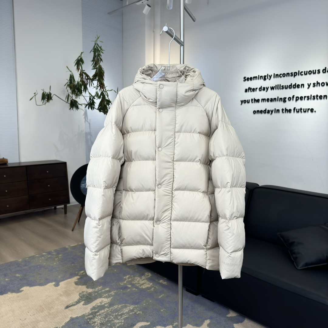 #代购级:🌹𝗹𝘂𝗹𝘂𝗹𝗲𝗺𝗼𝗻｜露露乐檬𝗪𝘂𝗻𝗱𝗲𝗿 𝗣𝘂𝗳𝗳系列 𝗦𝗼𝗳𝘁𝗠𝗮𝘁𝘁𝗲™面料 六格羽绒服