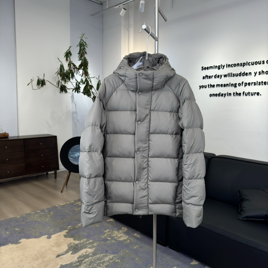 #代购级:🌹𝗹𝘂𝗹𝘂𝗹𝗲𝗺𝗼𝗻｜露露乐檬𝗪𝘂𝗻𝗱𝗲𝗿 𝗣𝘂𝗳𝗳系列 𝗦𝗼𝗳𝘁𝗠𝗮𝘁𝘁𝗲™面料 六格羽绒服