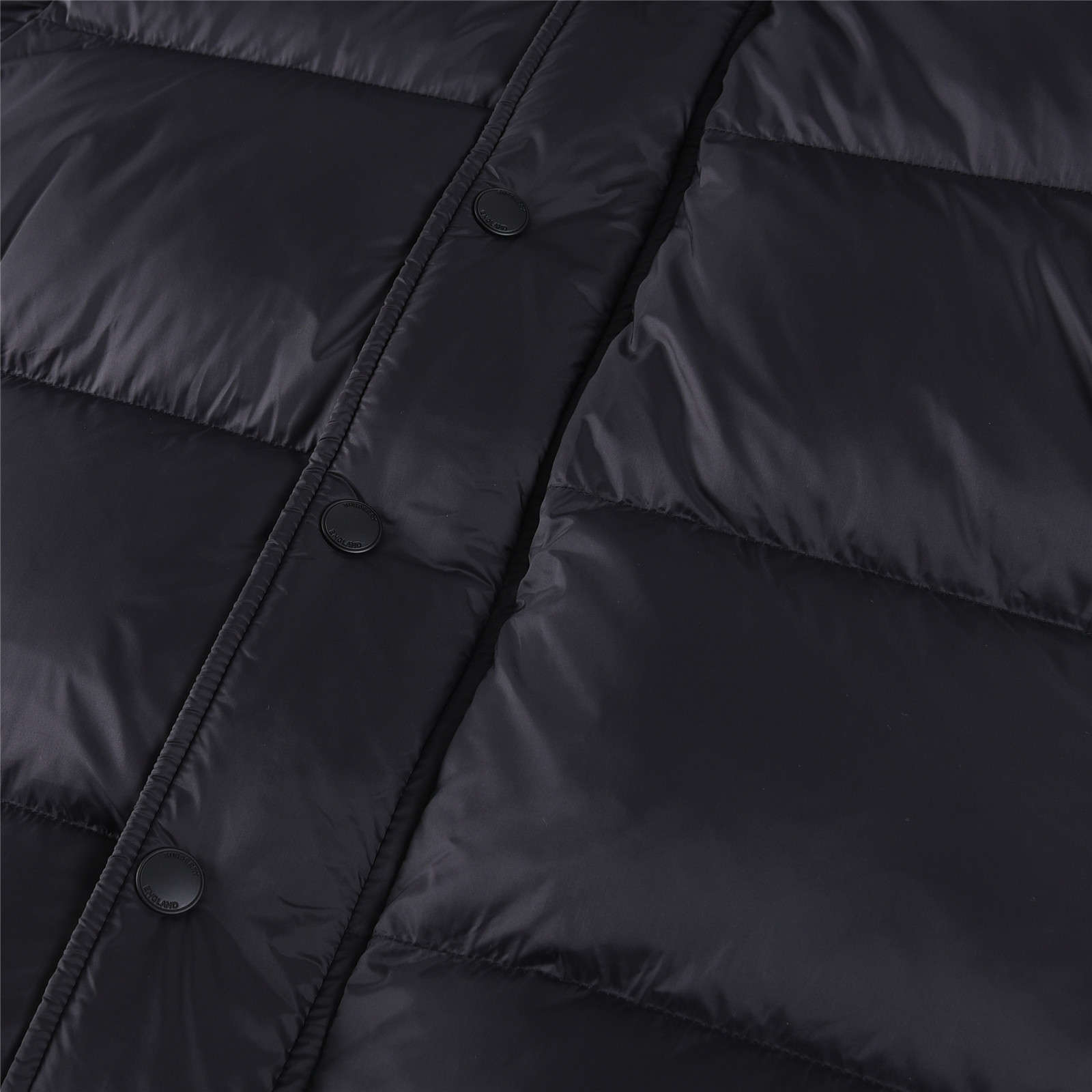 #正品级：𝗕𝘂𝗿𝗯𝗲𝗿𝗿𝘆博柏利 /巴宝莉 FW25 秋冬新品锦纶纯色时尚连帽羽绒服男女款#B06# 𝗦