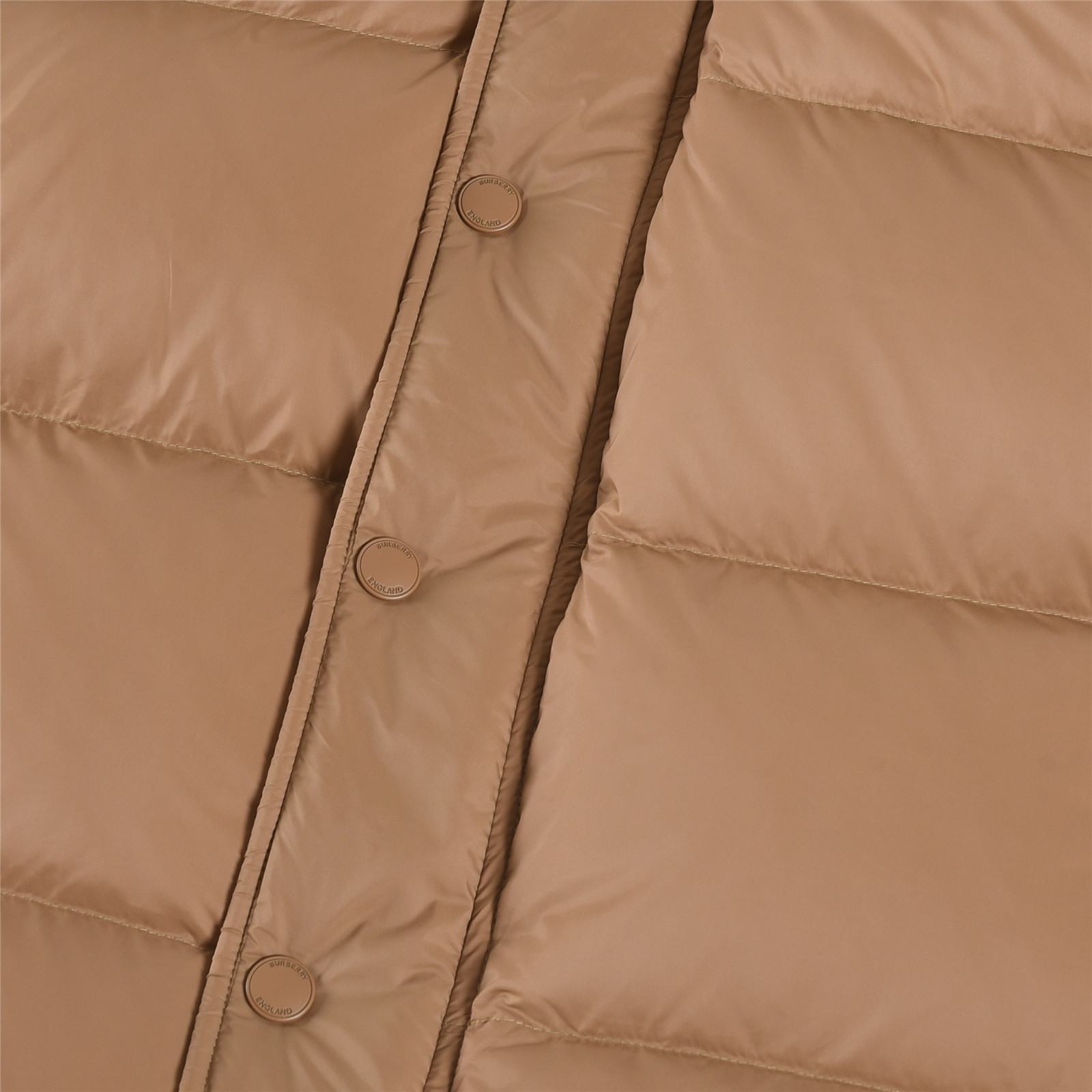 #正品级：𝗕𝘂𝗿𝗯𝗲𝗿𝗿𝘆博柏利 /巴宝莉 FW25 秋冬新品锦纶纯色时尚连帽羽绒服男女款#B06# 𝗦