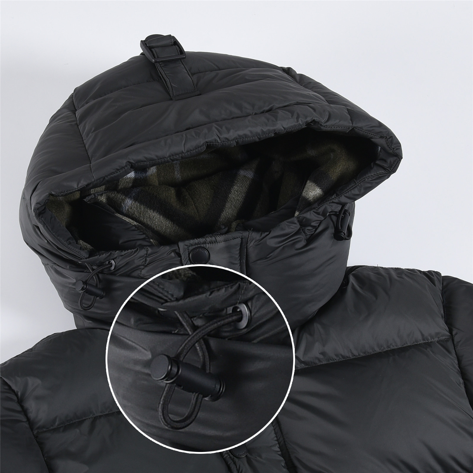 #正品级：𝗕𝘂𝗿𝗯𝗲𝗿𝗿𝘆博柏利 /巴宝莉 FW25 秋冬新品锦纶纯色时尚连帽羽绒服男女款#B06# 𝗦