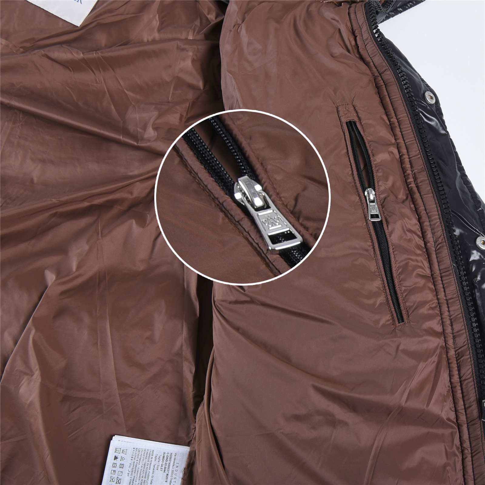 #正品级:𝑴𝒐𝒏𝒄𝒍𝒆𝒓|蒙口 /盟可睐 25𝒔𝒔 Parana 秋冬新品大标连帽面包服,轻奢时尚明星经