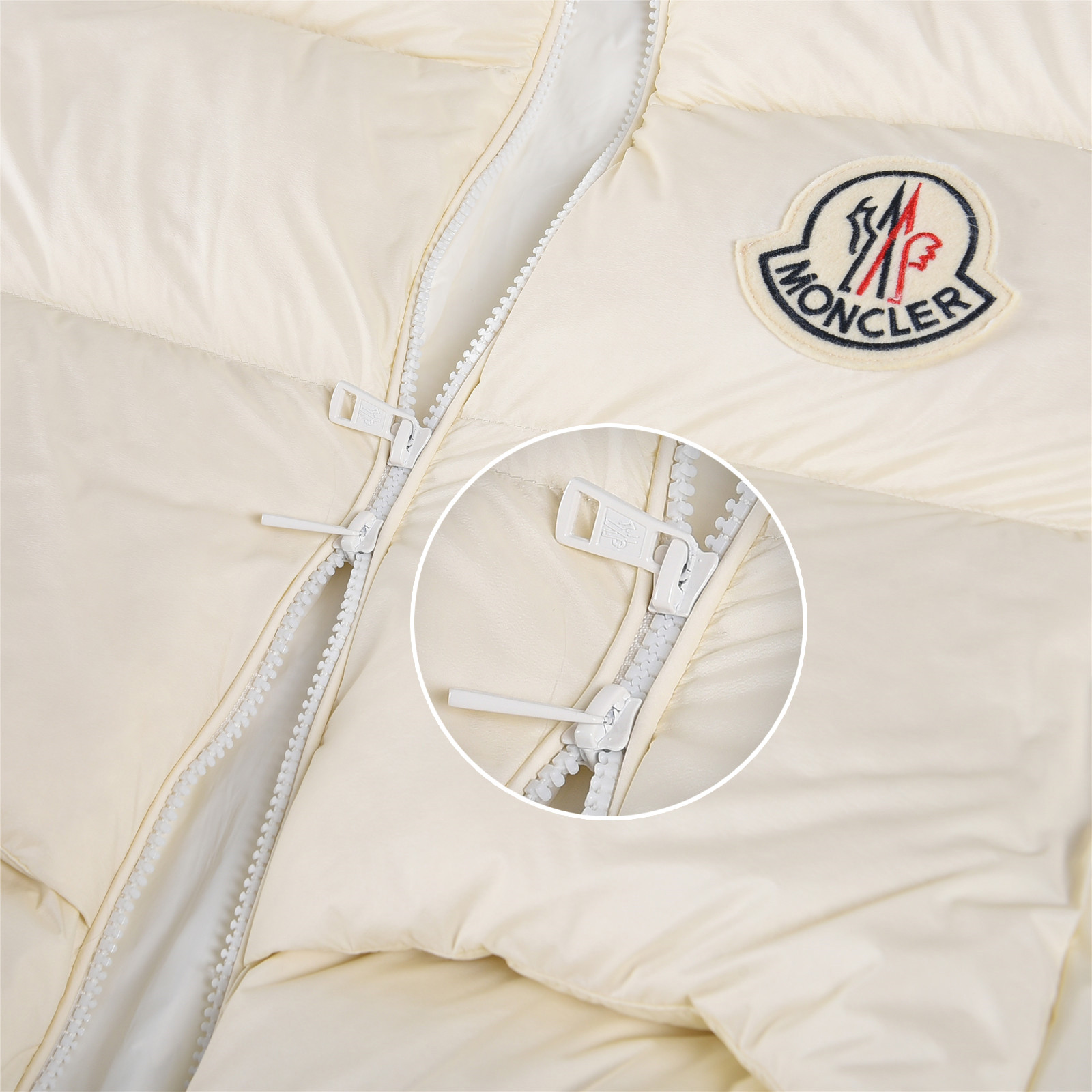 #正品级:𝑴𝒐𝒏𝒄𝒍𝒆𝒓｜蒙口 /盟可睐 25𝒔𝒔 Padded Corduroy 秋冬新品羊毛针织拼接