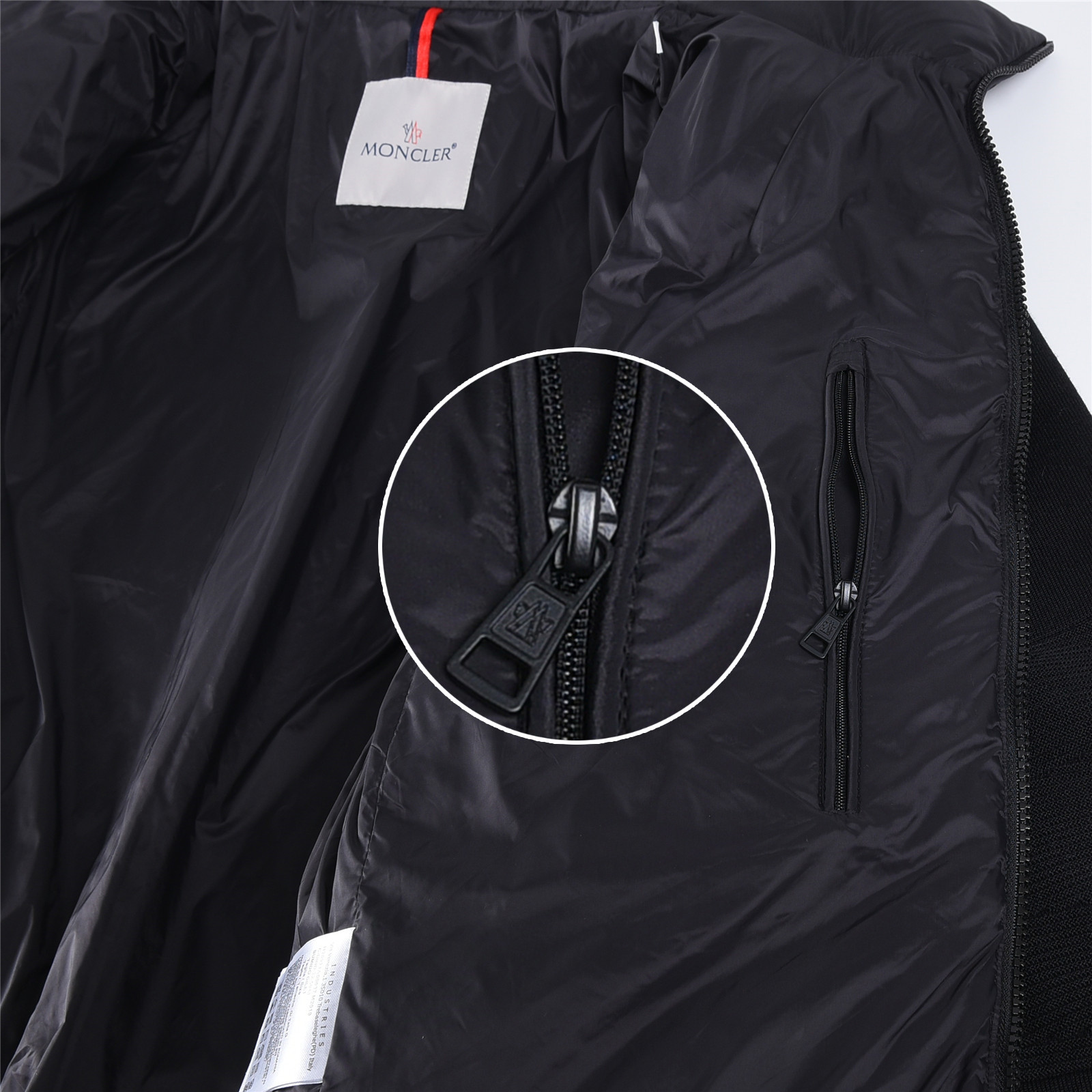 #正品级:𝑴𝒐𝒏𝒄𝒍𝒆𝒓｜蒙口 /盟可睐 25𝒔𝒔 Padded Corduroy 秋冬新品羊毛针织拼接