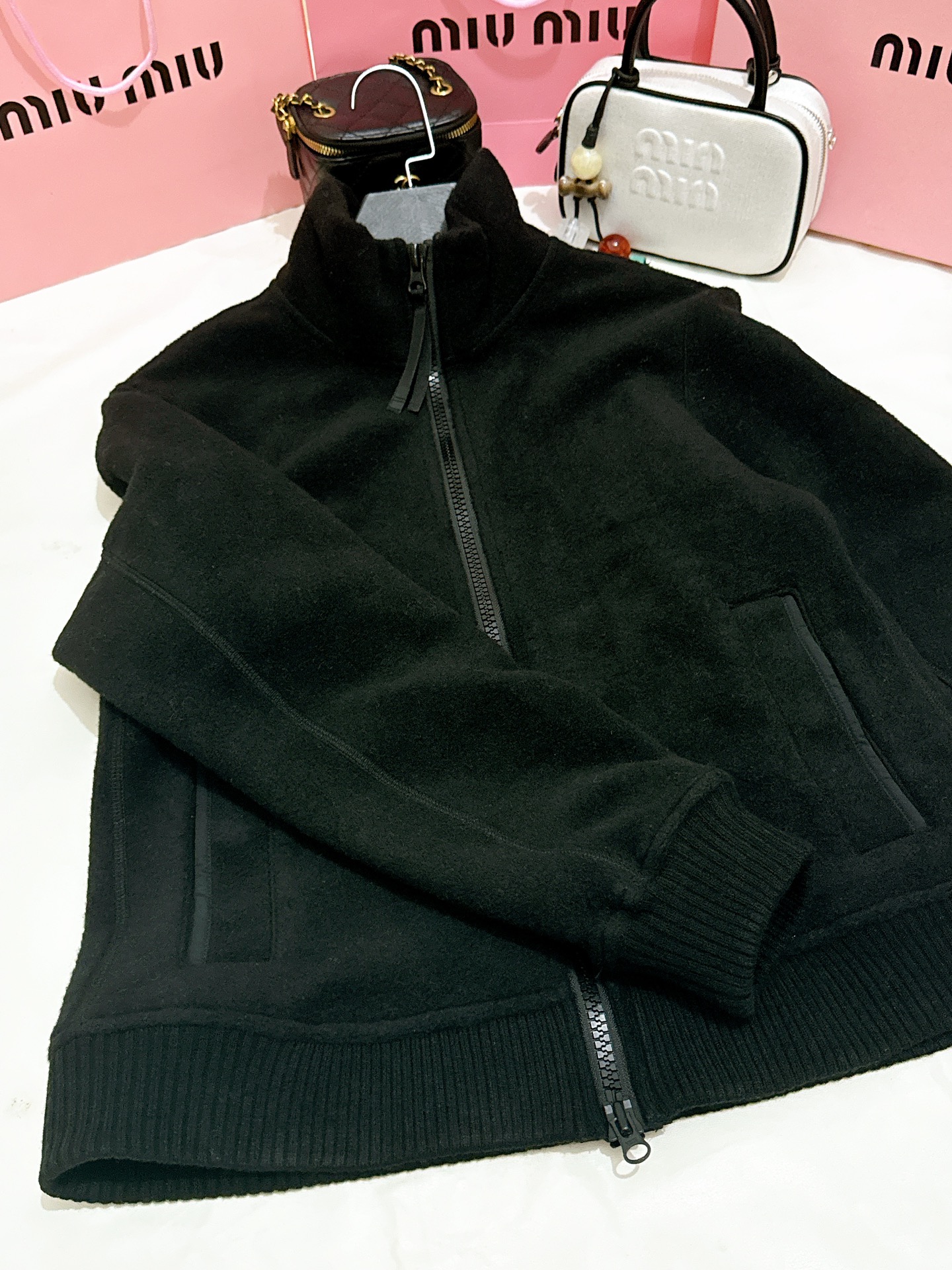 24-Year-Old Fresh Masculinity Jersey Suit: Classic, Comfortable, and Stylish One-Size-Fits-All Female Outfit - 图片 3