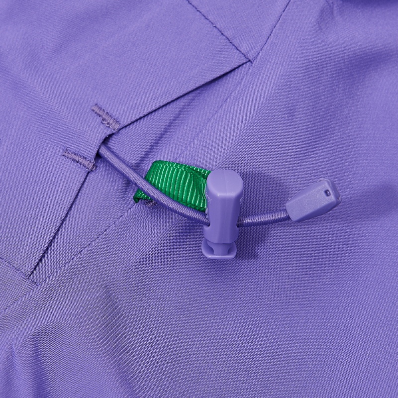 凯乐石KAILAS MONT-X 系列 
运动户外全天候硬壳专业暴雨级防水防风透气登山冲锋衣外套 男女同款
对于普通的户外活动，可能一件具有防泼水功能的冲锋衣就够了，但如果是专业的徒步登山/ 或者滑雪运动多，你所面临的一切未知天气变化都需要专业的装备来保障自身的安全，这件 ©KAILAS/凯乐石 Mont X就是专门应对各种恶劣户外环境而生的，它所用的面料是gore-tex 3L硬壳，全衣压胶具备了暴雨级防水防风功能，能应对各种恶劣气温天气，避免身体失温的危险！，吸湿排汗，保持内部干爽透气，并且它还具有防晒功能，这就是专业！