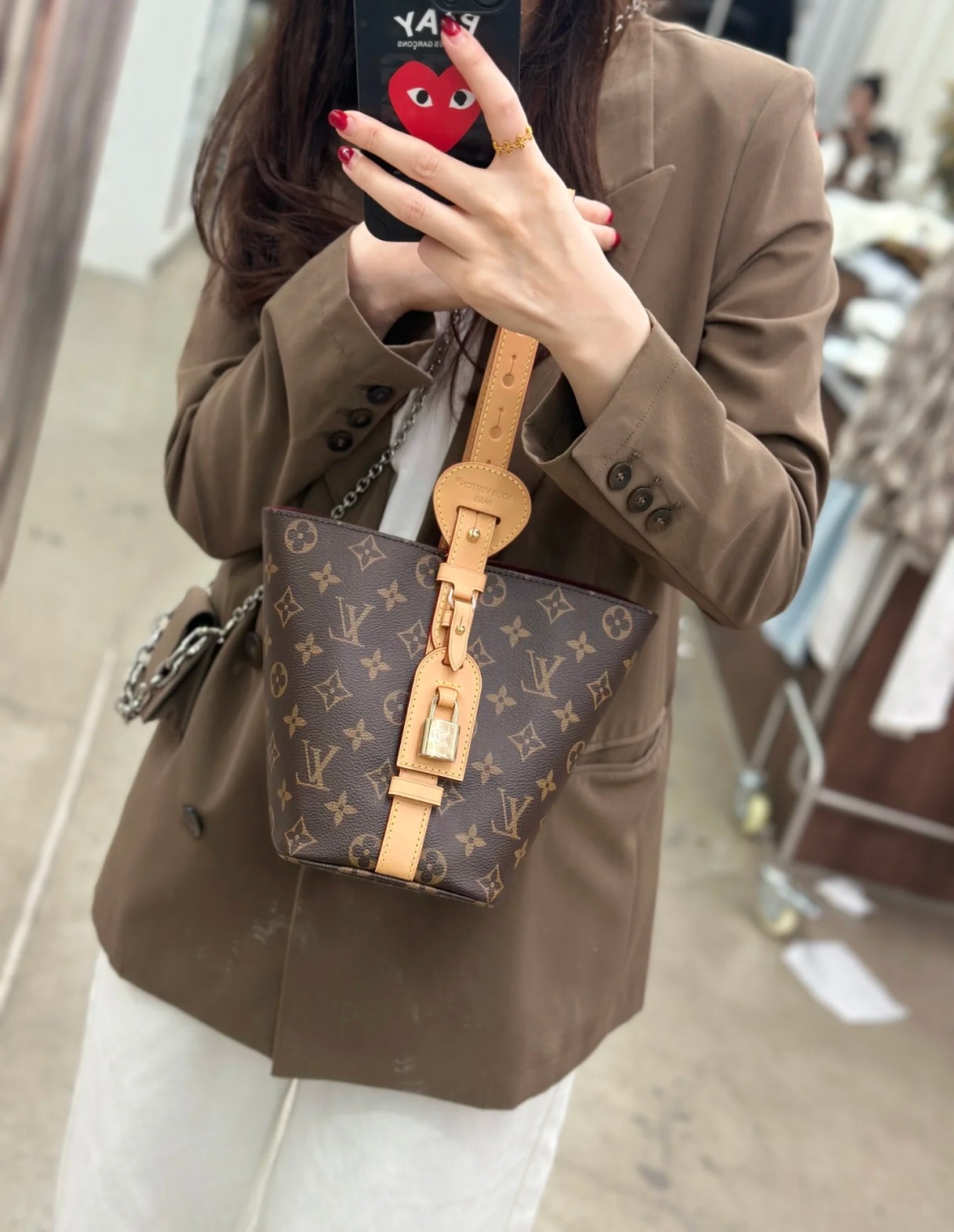 _dvI9sKJvjtLQoRV2Z6mzpb8QoYaWYWMsq3DzX3A