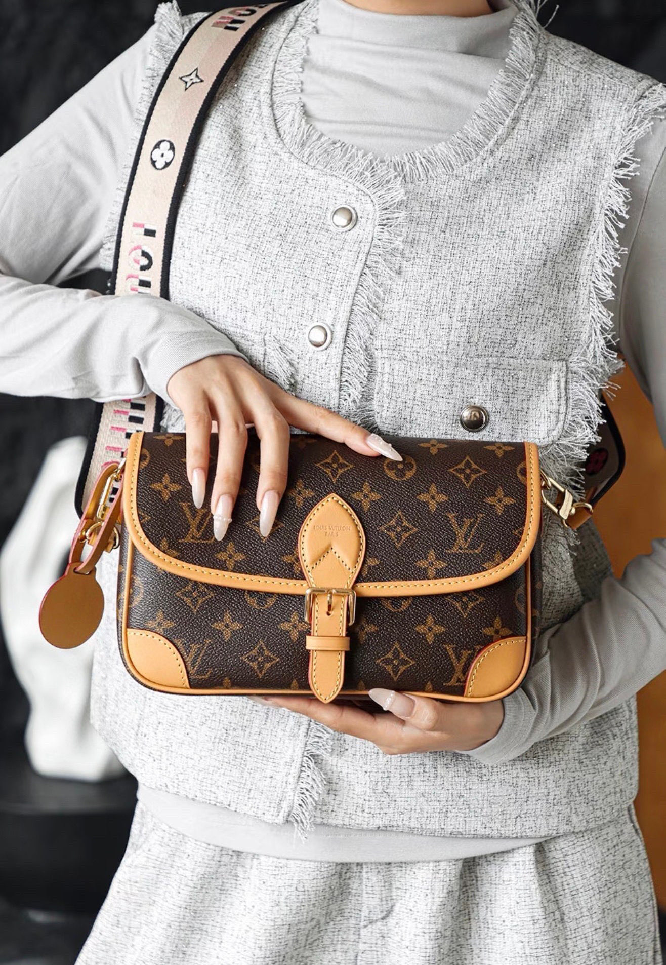 _djJ9sgm3Jc05y3mgiVkvwwWSq8KsUK9VbyYysMA