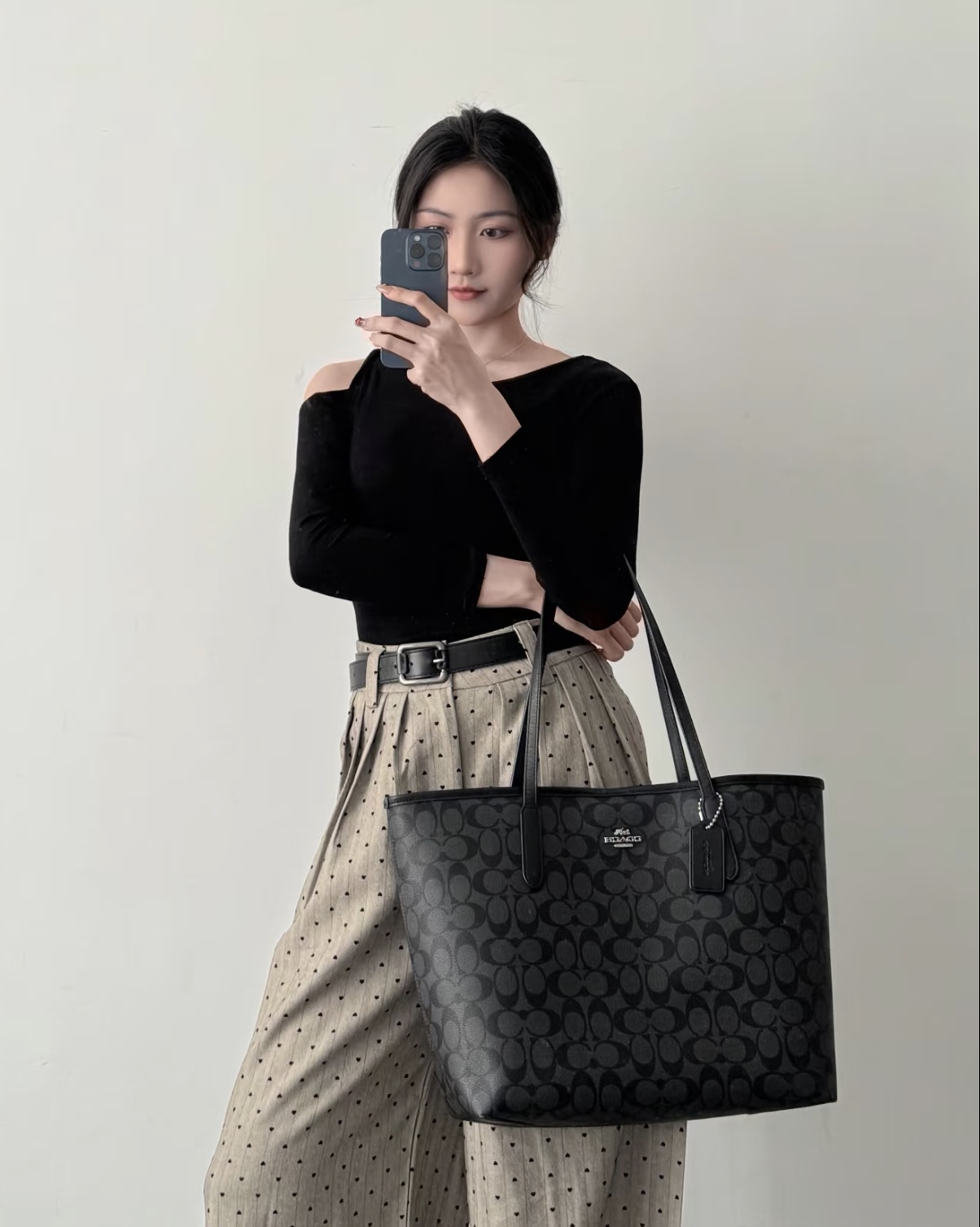 _dla9sqnffF6zpl98nE4nC5QEy7v8UyUpNRL-mPg