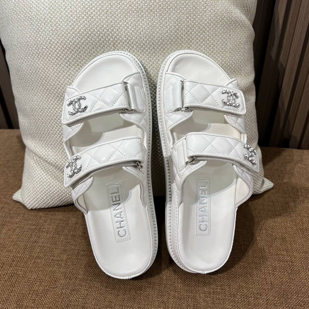 샤넬 램스킨 슬리퍼 레플리카 24427