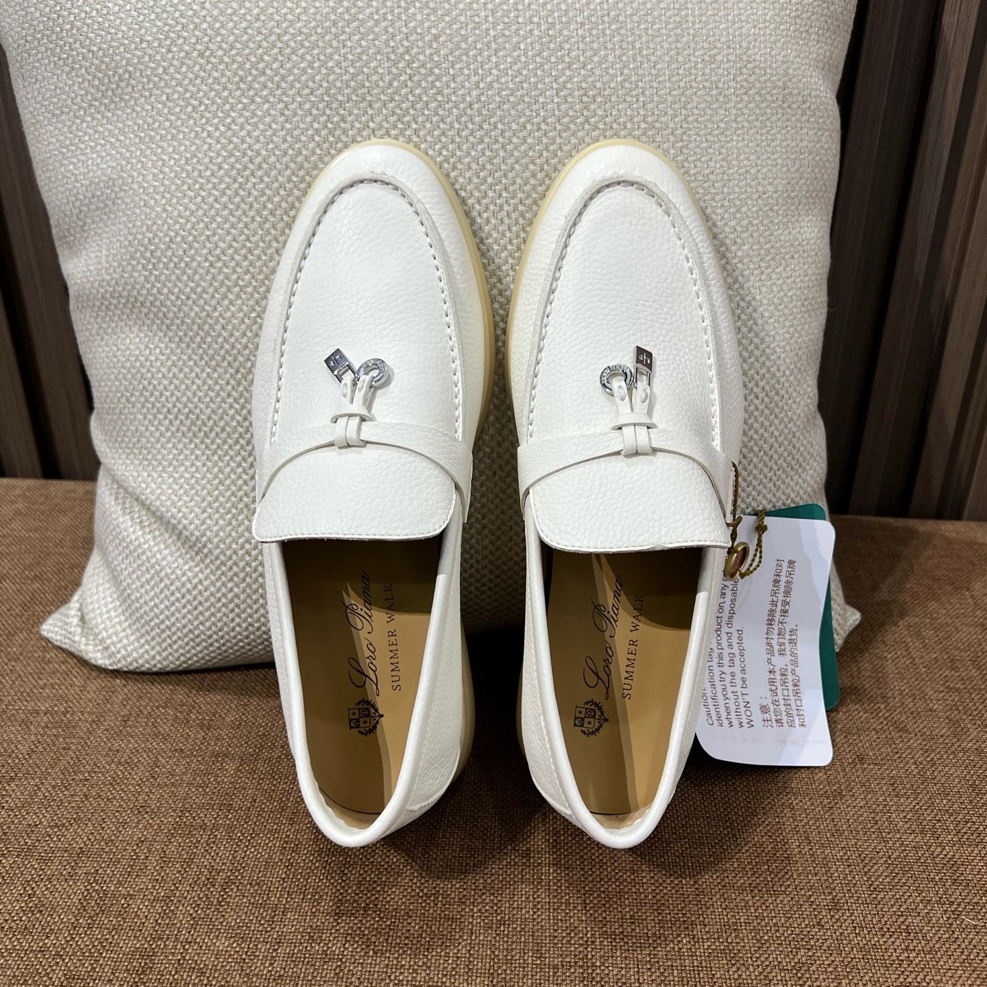 로로피아나 화이트 로퍼 원공장 레플리카 9816