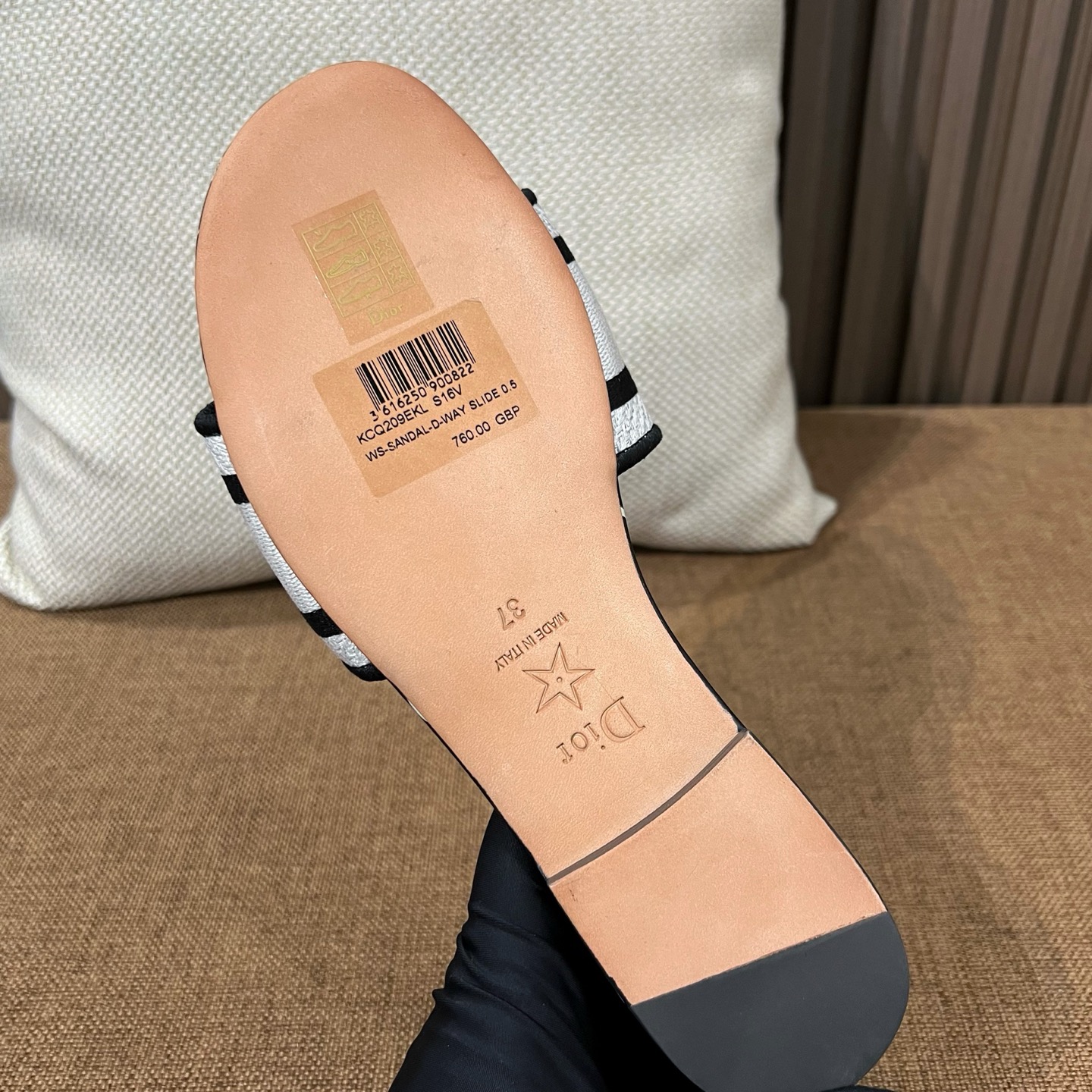 디올 자수 캔버스 샌들 141779 썸네일 이미지