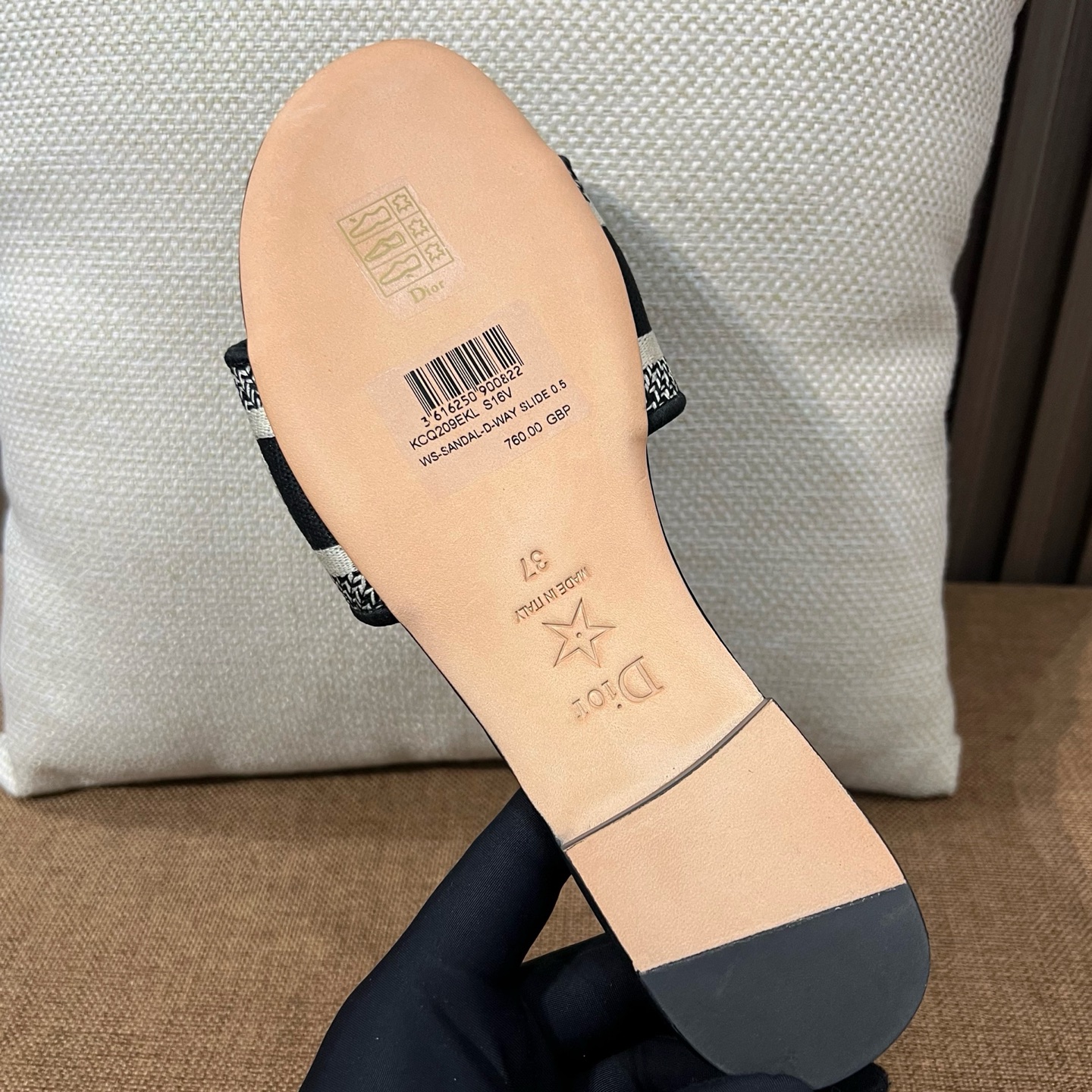 디올 자수 캔버스 샌들 141784 썸네일 이미지