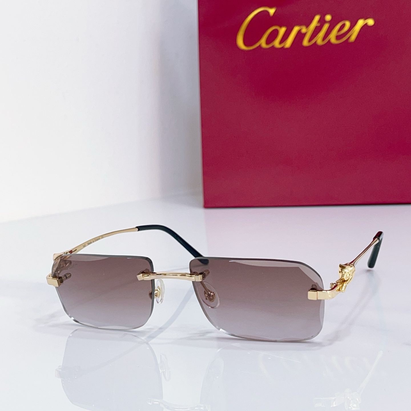 Солнцезащитные очки Cartier