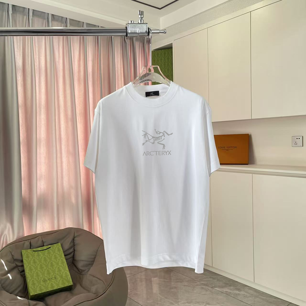 “ARC’TERYX 176 Collection: Sizes, Colors, and Release Date Summary” - 图片 1