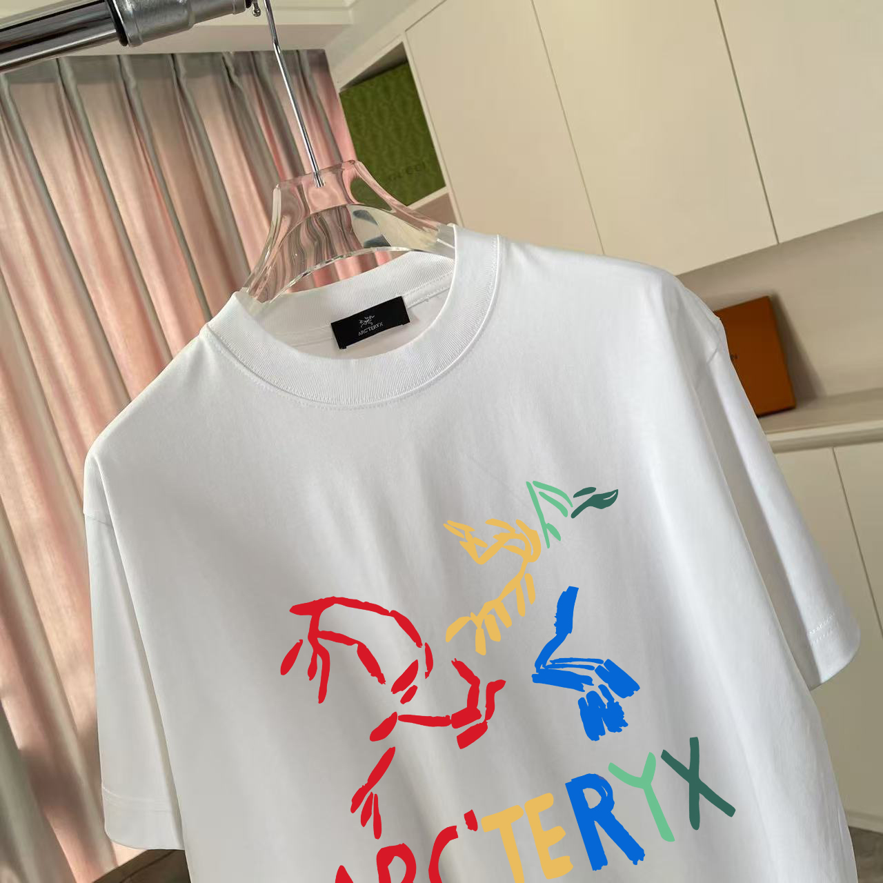 “ARC’TERYX 176 Collection: Sizes, Colors, and Original Air Date” - 图片 3
