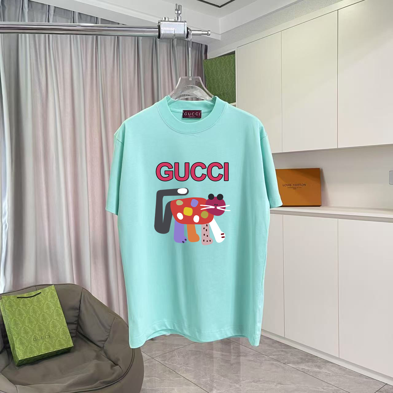 l GUCC*Gucci 2025 summer new style, personalized letter logo print, custom fabric 300g, short sleeve T-shirt, unisex. C…