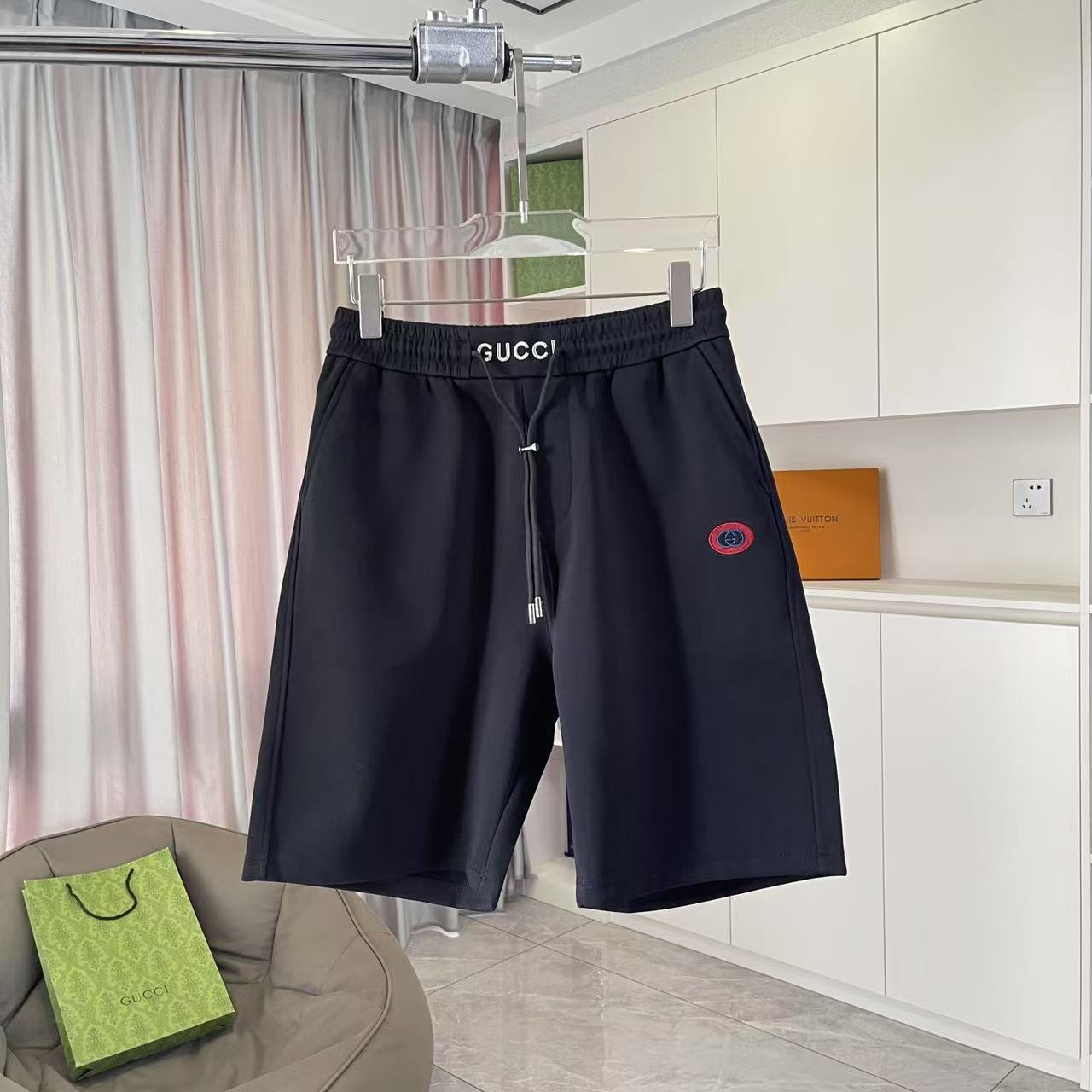 GUCC*Gucci 2025 verano nuevo estilo, pantalones cortos con bordado de logo de letras personalizado, tejido personalizad…