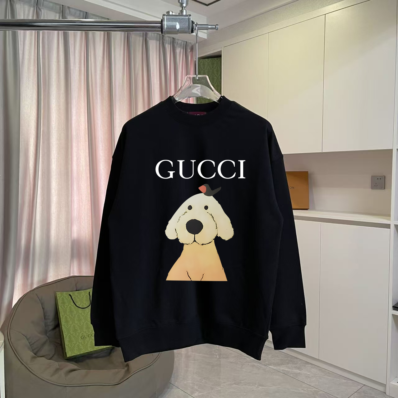 Gucci Sudadera Unisex con Logo y Estampado de Perro – Colección 2025