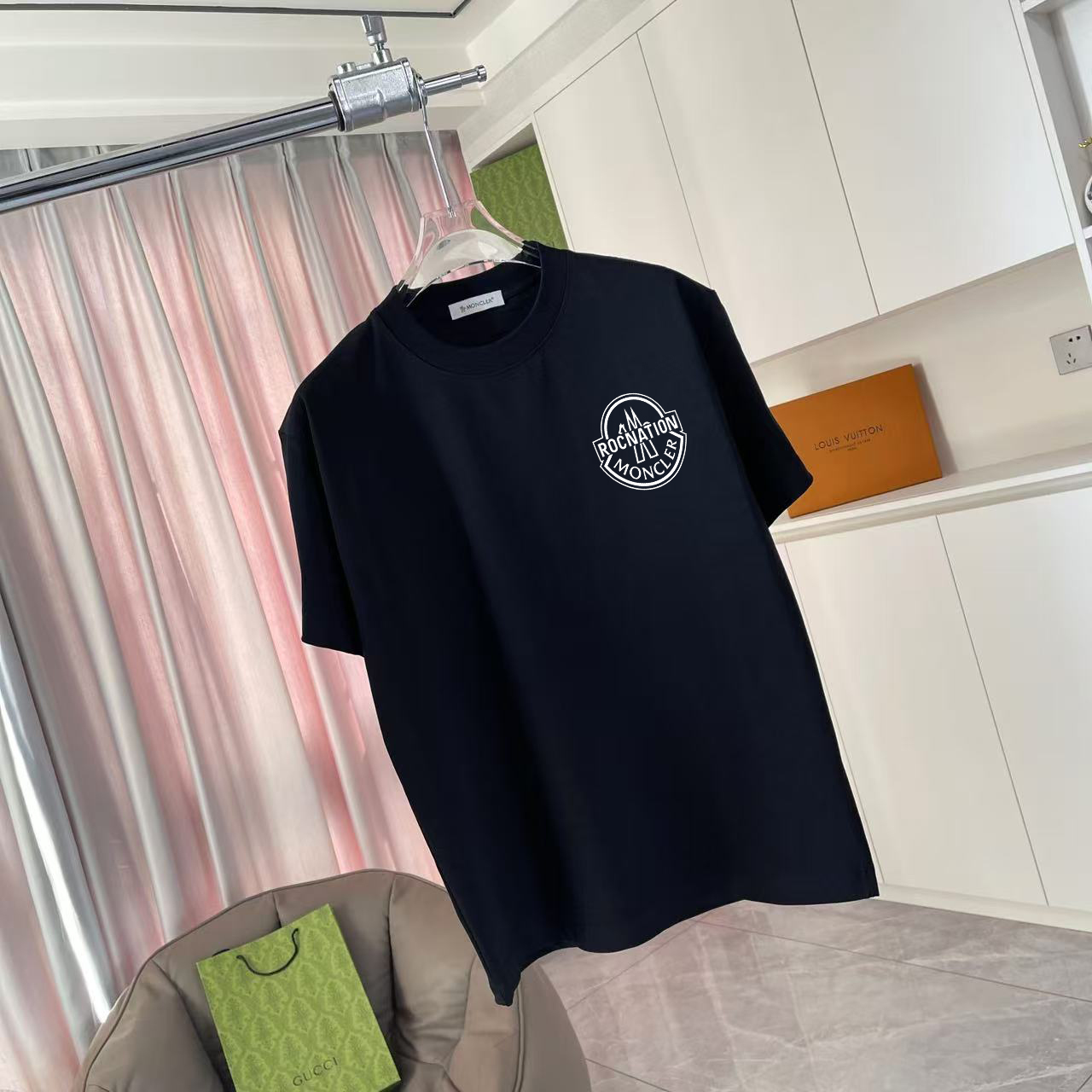 Moncler Moncle* 蒙口2026夏季新款 个性logo印花 定制面料300 短袖t恤