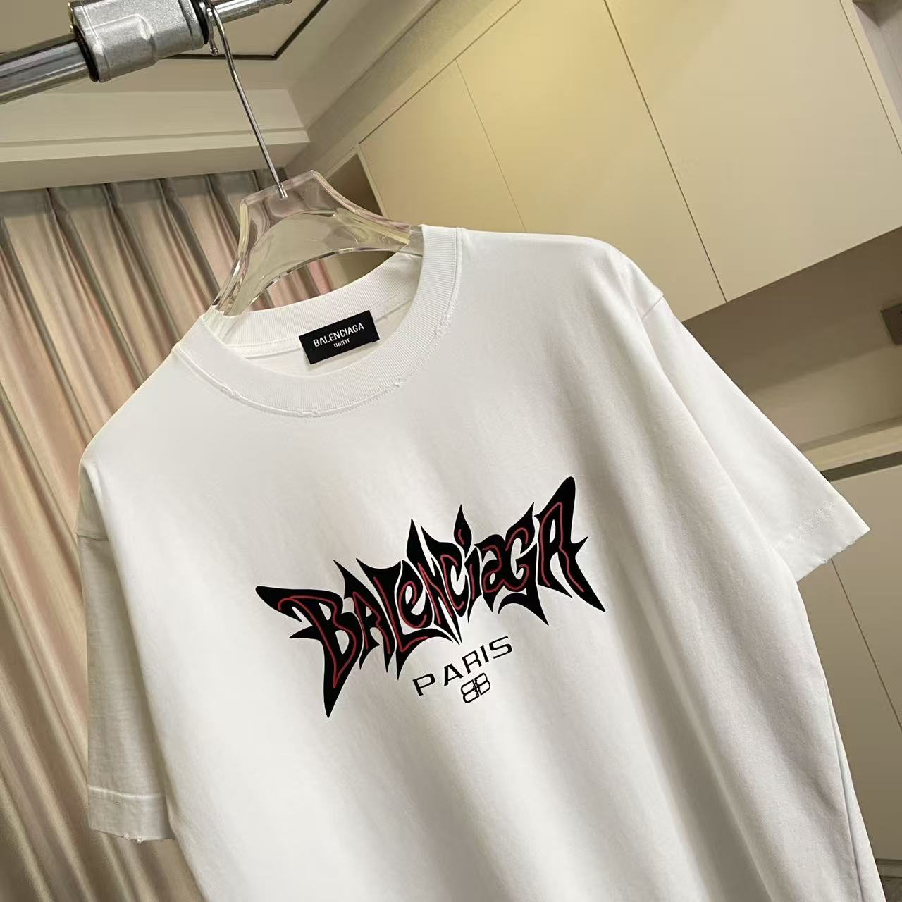 Balenciaga BALENCI*GA 巴黎2026夏季新款 洗水做旧磨破 个性字母logo 定制面料320g 短袖T恤