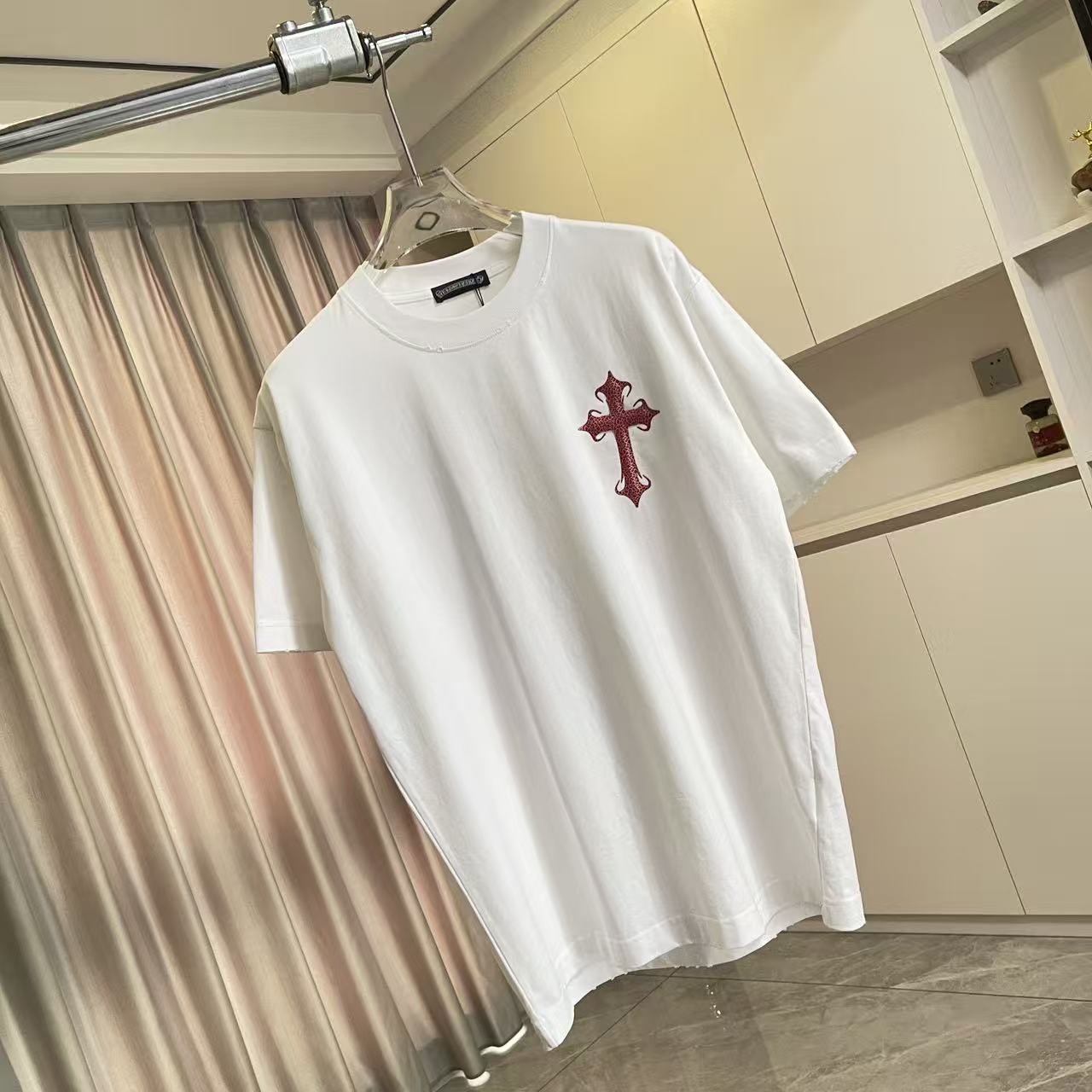 Chrome Hearts ch克罗*2026夏季新款 洗水做旧磨破 梵文马蹄十字架 短袖t恤 定制面料320g