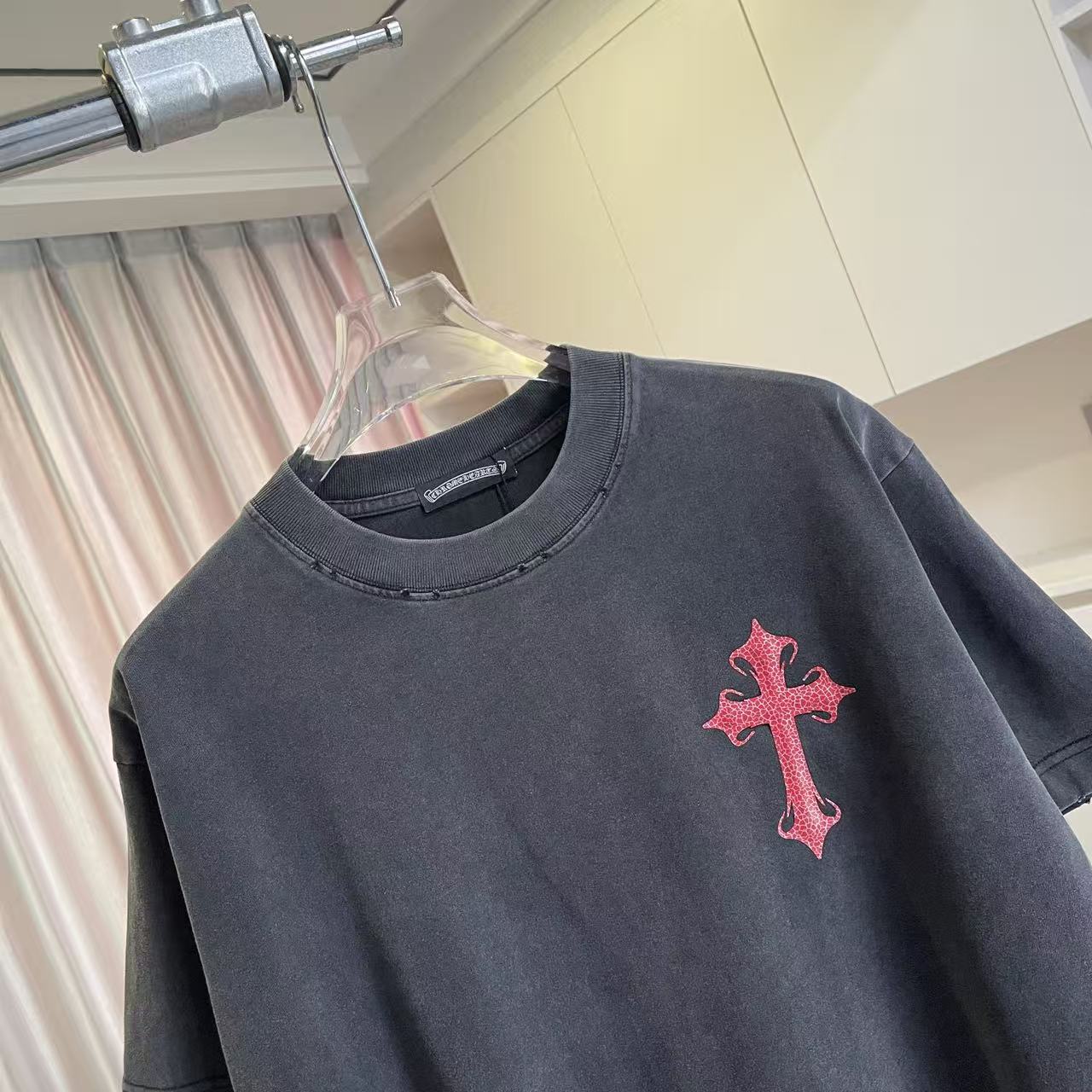 Chrome Hearts ch克罗*2026夏季新款 洗水做旧磨破 梵文马蹄十字架 短袖t恤 定制面料320g