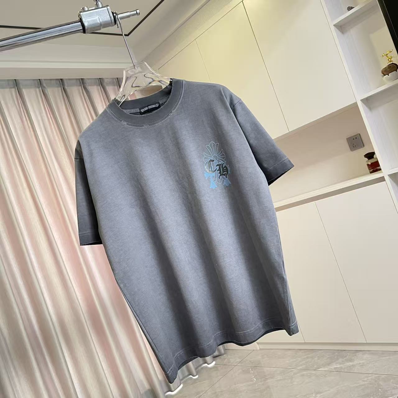 Chrome Hearts ch克罗*2026夏季新款 洗水做旧磨破 梵文马蹄十字架 短袖t恤 定制面料320g
