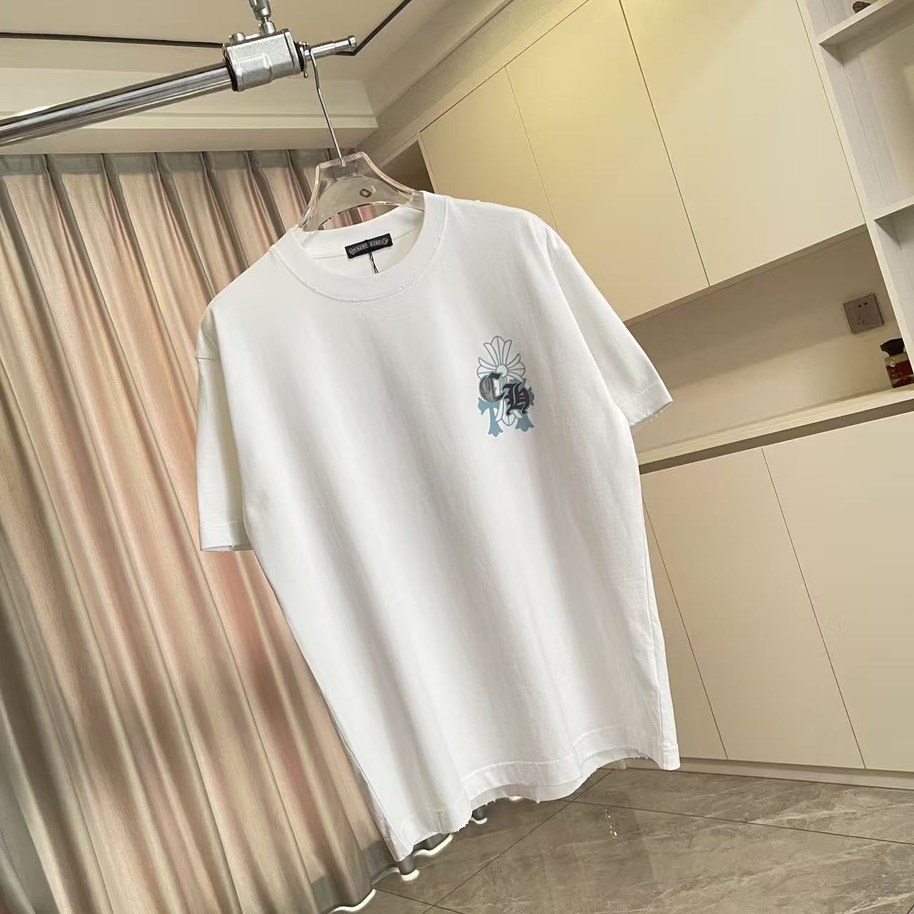 Chrome Hearts ch克罗*2026夏季新款 洗水做旧磨破 梵文马蹄十字架 短袖t恤 定制面料320g