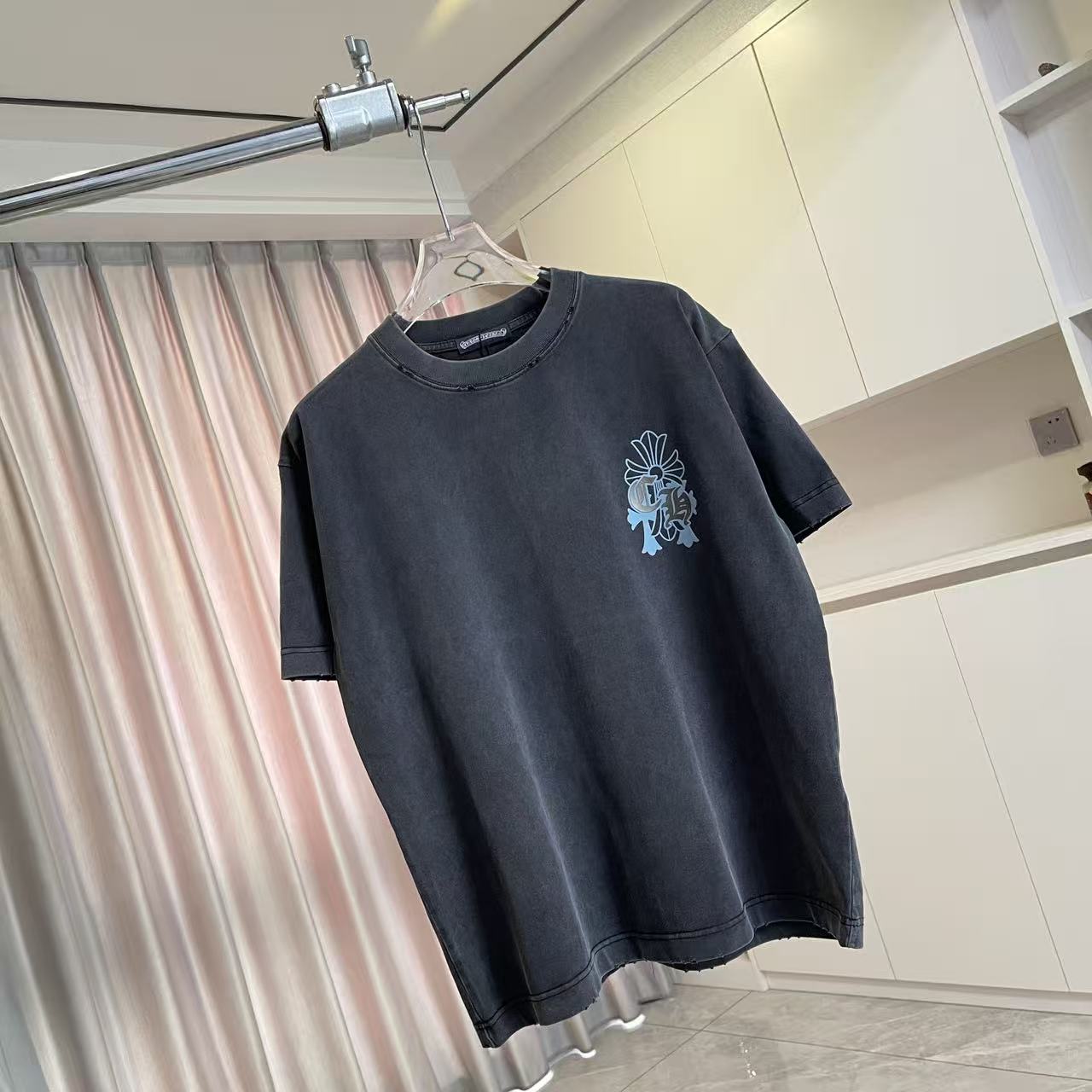 Chrome Hearts ch克罗*2026夏季新款 洗水做旧磨破 梵文马蹄十字架 短袖t恤 定制面料320g