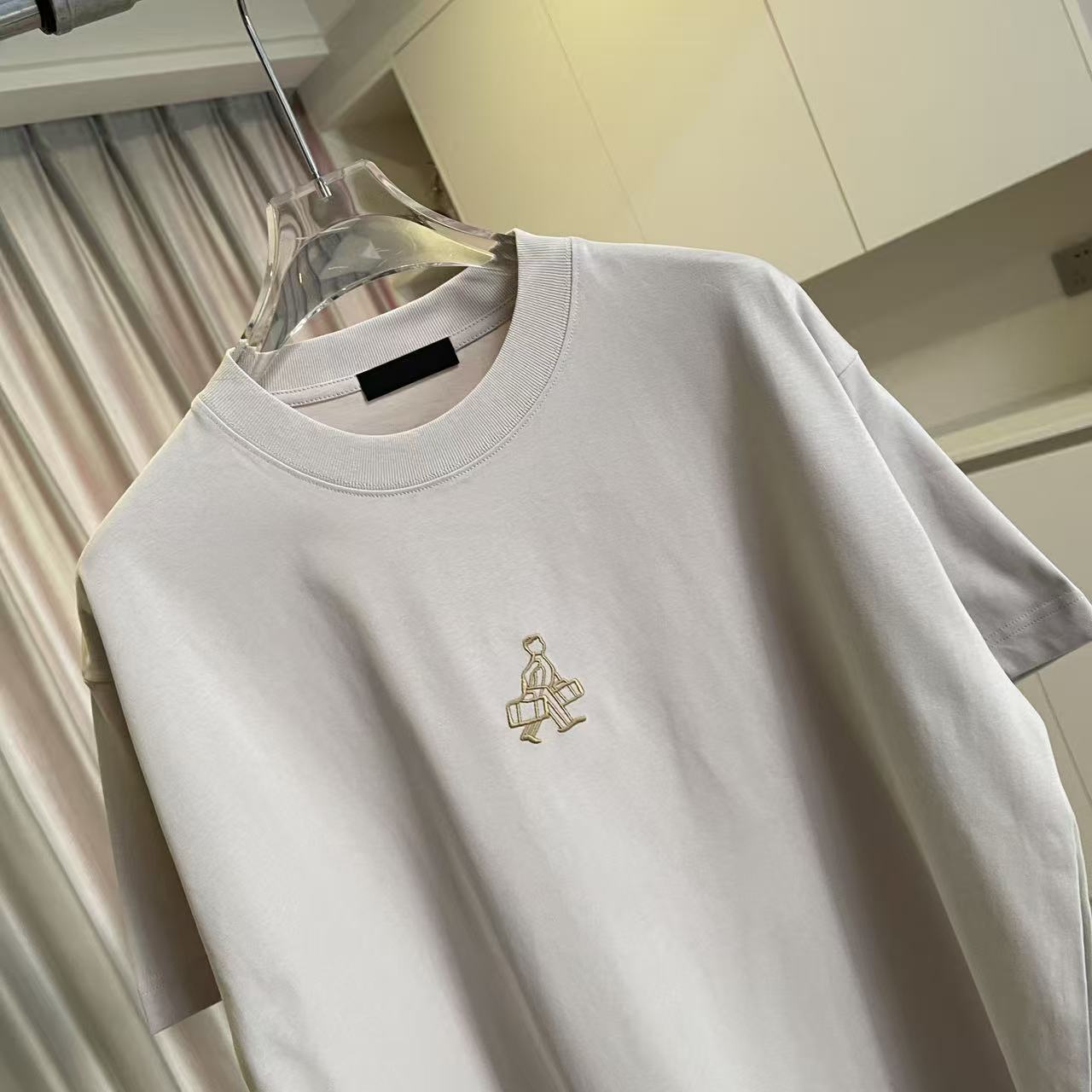 Prada PRAD*普拉达2026夏季新款 个性字母logo绣花 定制面料300g 短袖t恤