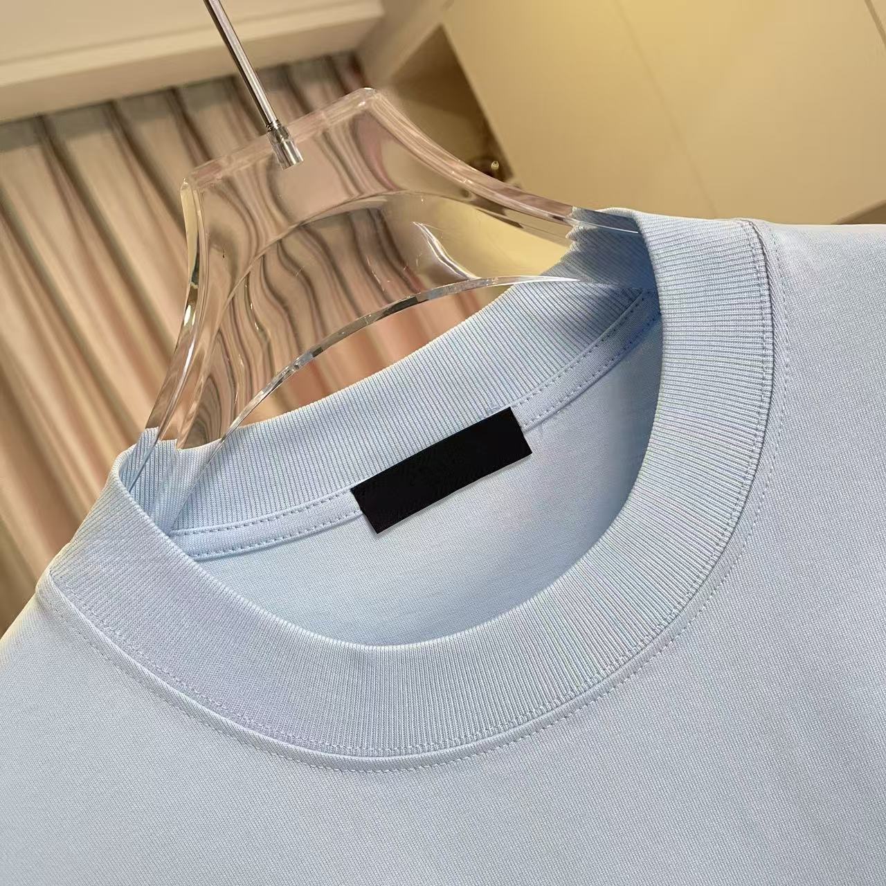 Prada PRAD*普拉达2026夏季新款 个性字母logo绣花 定制面料300g 短袖t恤