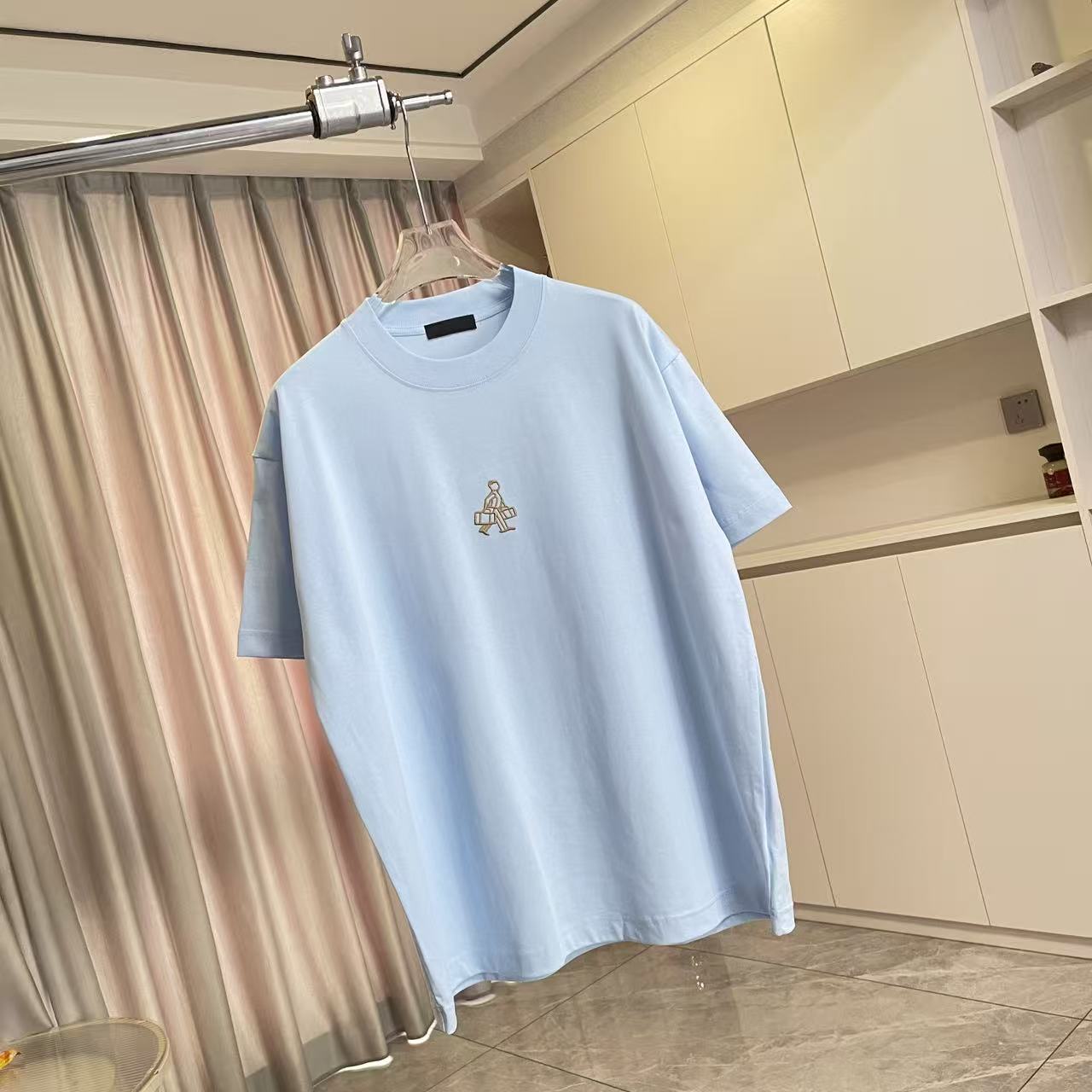 Prada PRAD*普拉达2026夏季新款 个性字母logo绣花 定制面料300g 短袖t恤