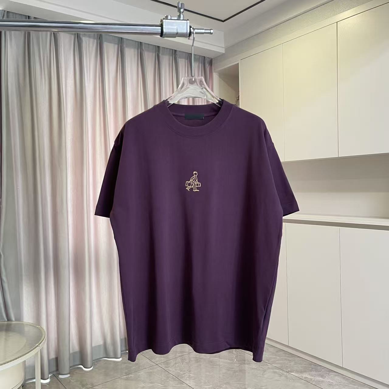 Prada PRAD*普拉达2026夏季新款 个性字母logo绣花 定制面料300g 短袖t恤