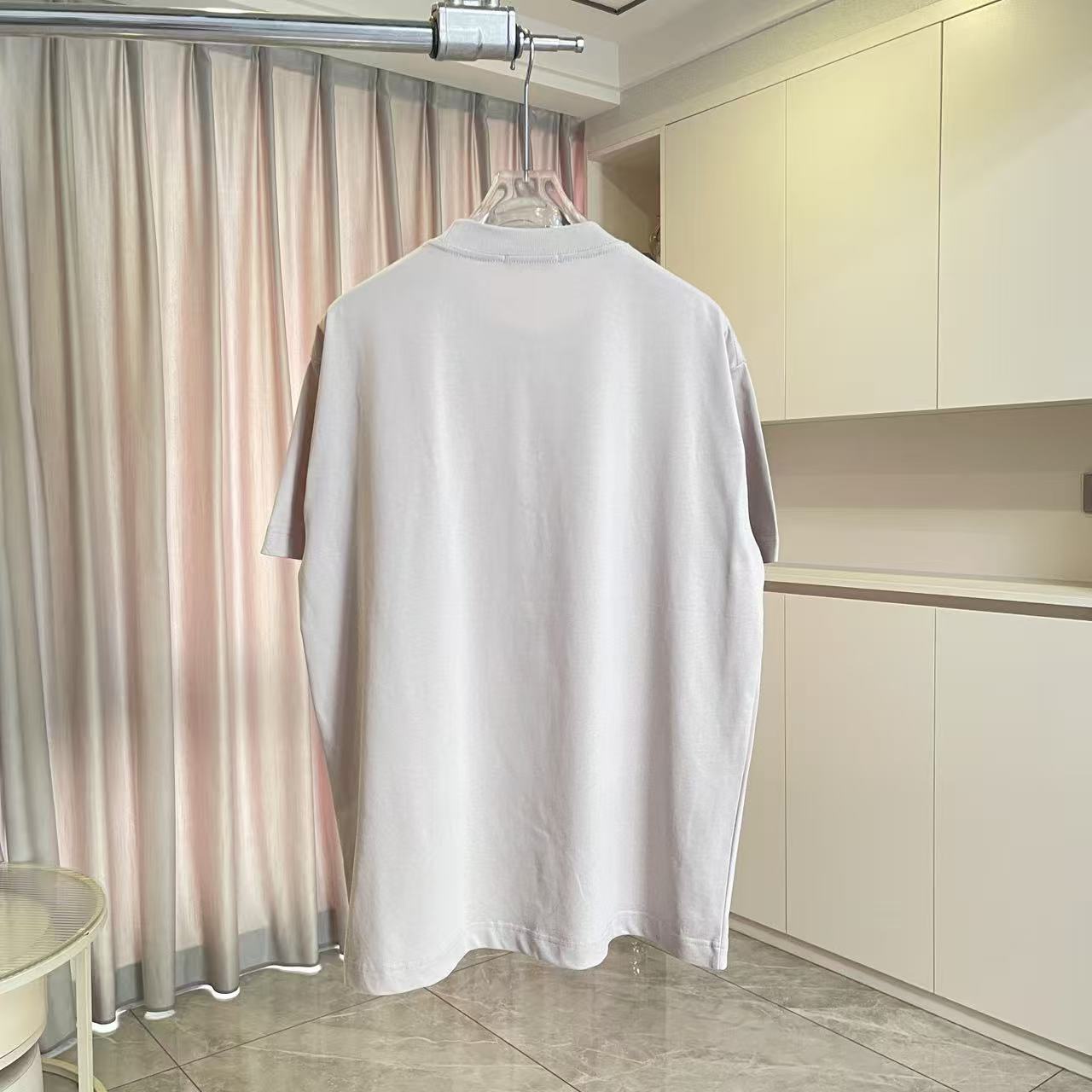 Hermès Herme*爱马仕2026夏季新款 个性logo绣花 定制面料300g 短袖T恤